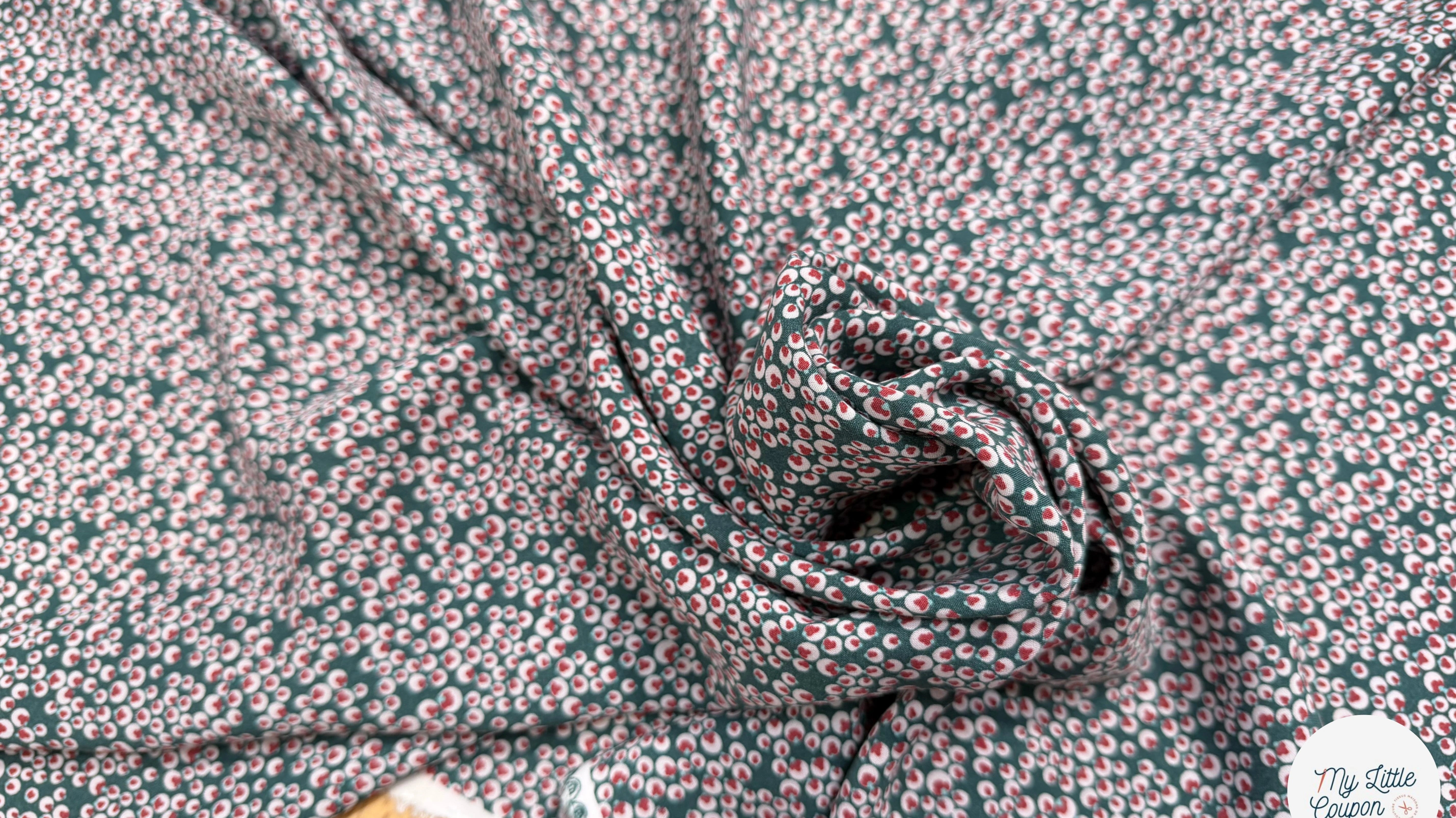 Tissu viscose : legereté, tombant et style pour vos créations