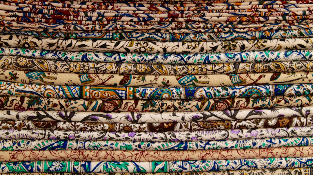 Recyclage et Réutilisation des Tissus de Couture