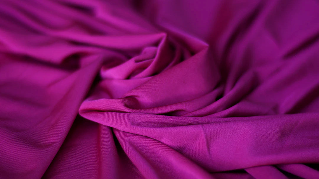 Les Tissus Prisés par les Grandes Maisons de Couture