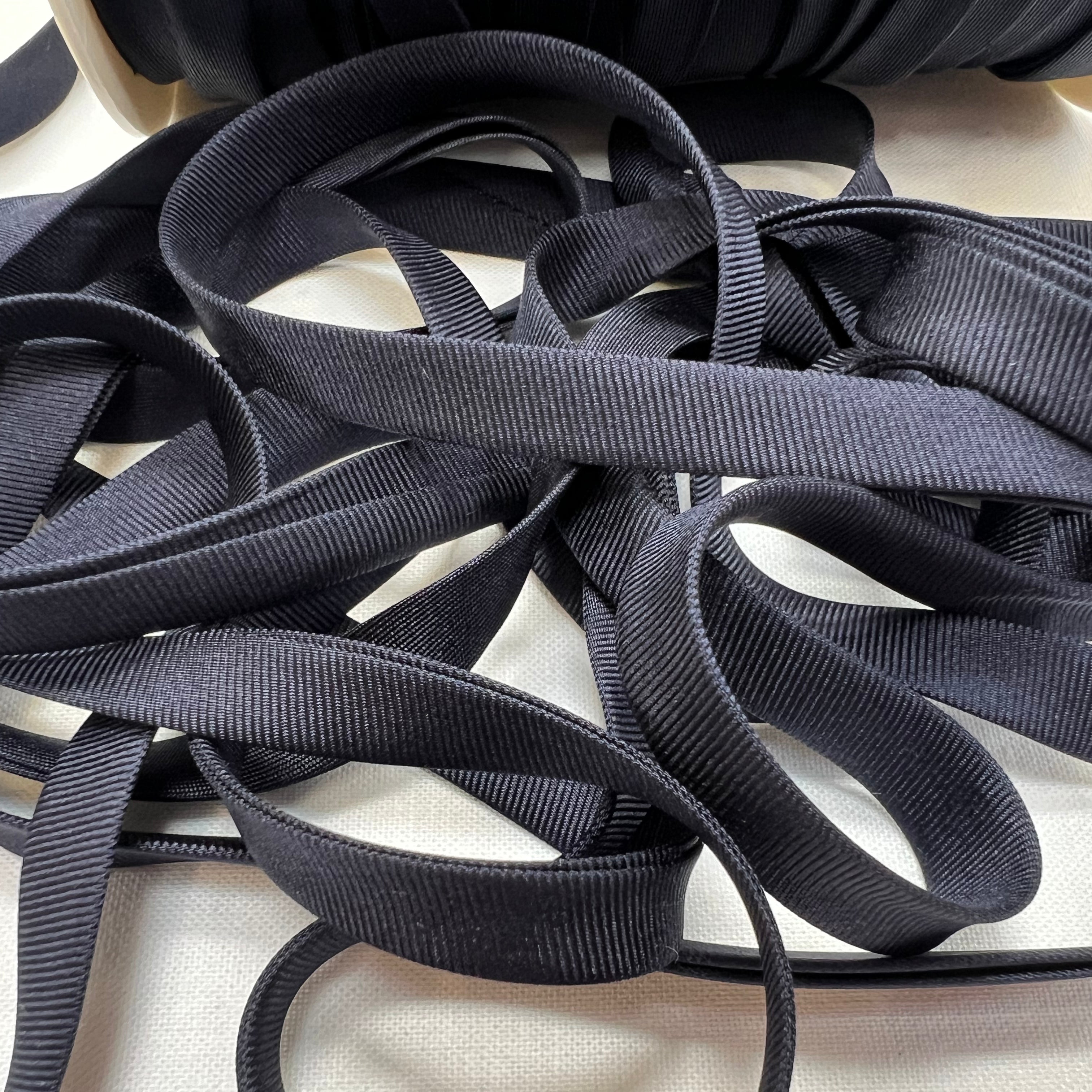 BIAIS EN SOIE MARINE EFFET DRILL 10mm - My Little Coupon