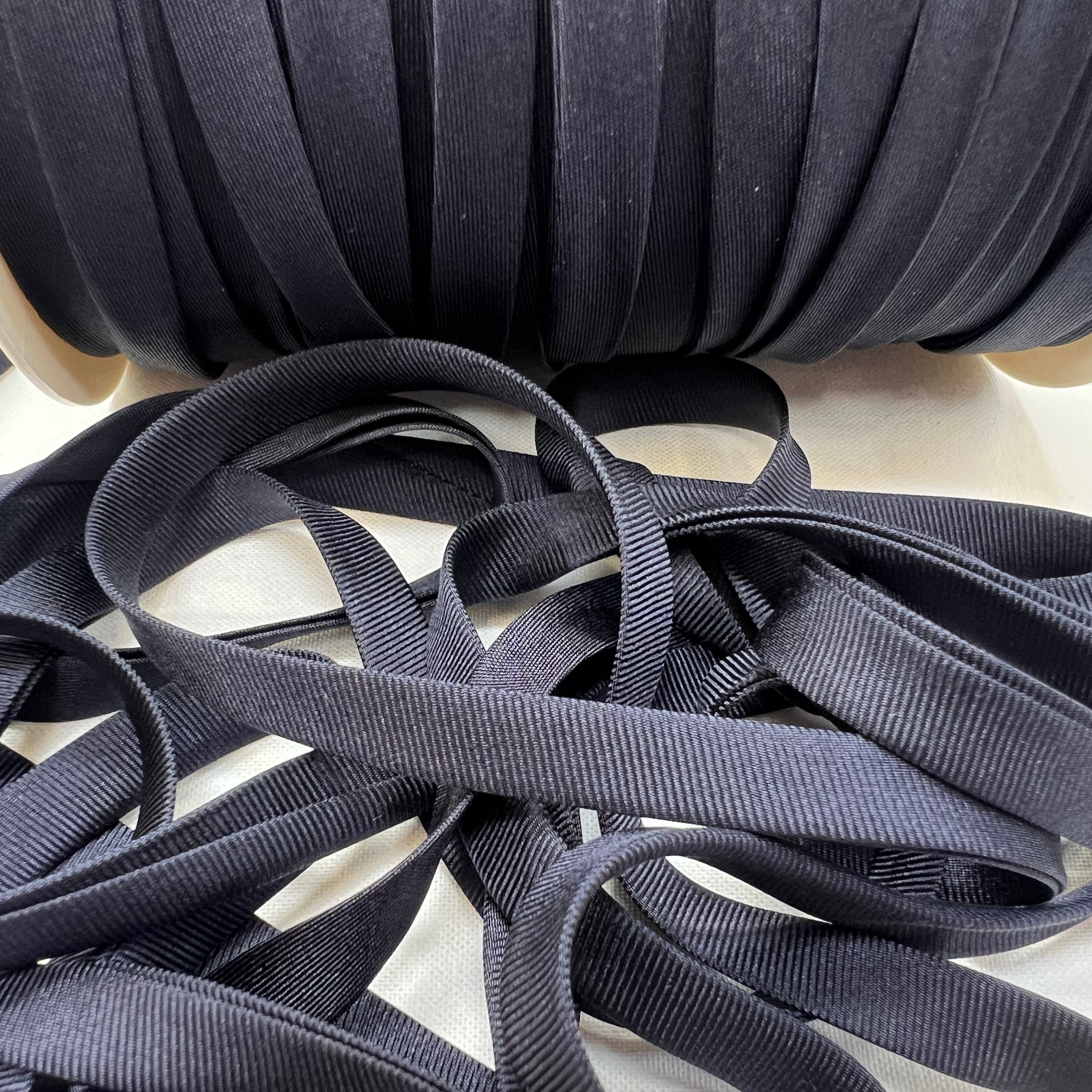 BIAIS EN SOIE MARINE EFFET DRILL 10mm - My Little Coupon