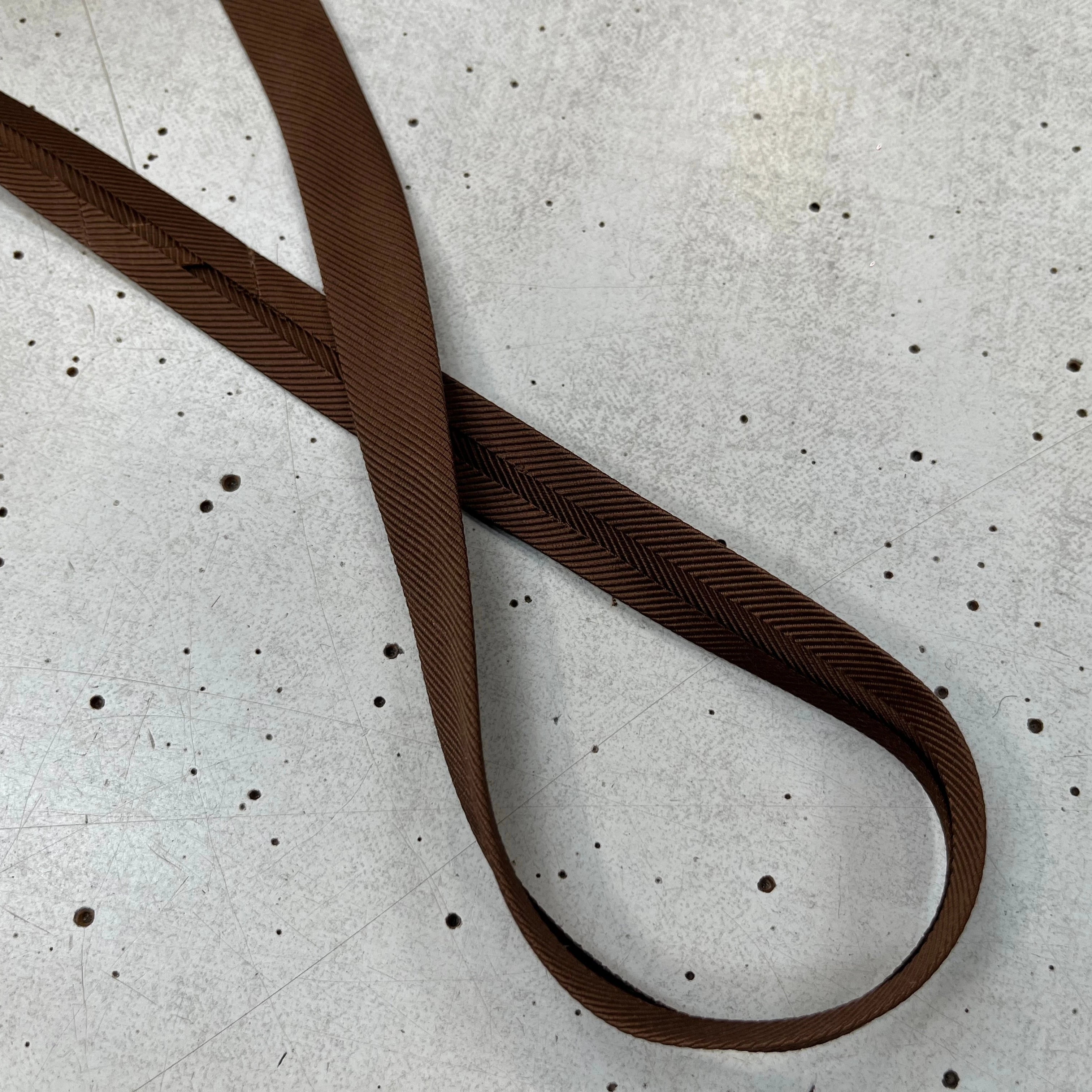 BIAIS MARRON EFFET DRILL 100% viscose 14mm - My Little Coupon