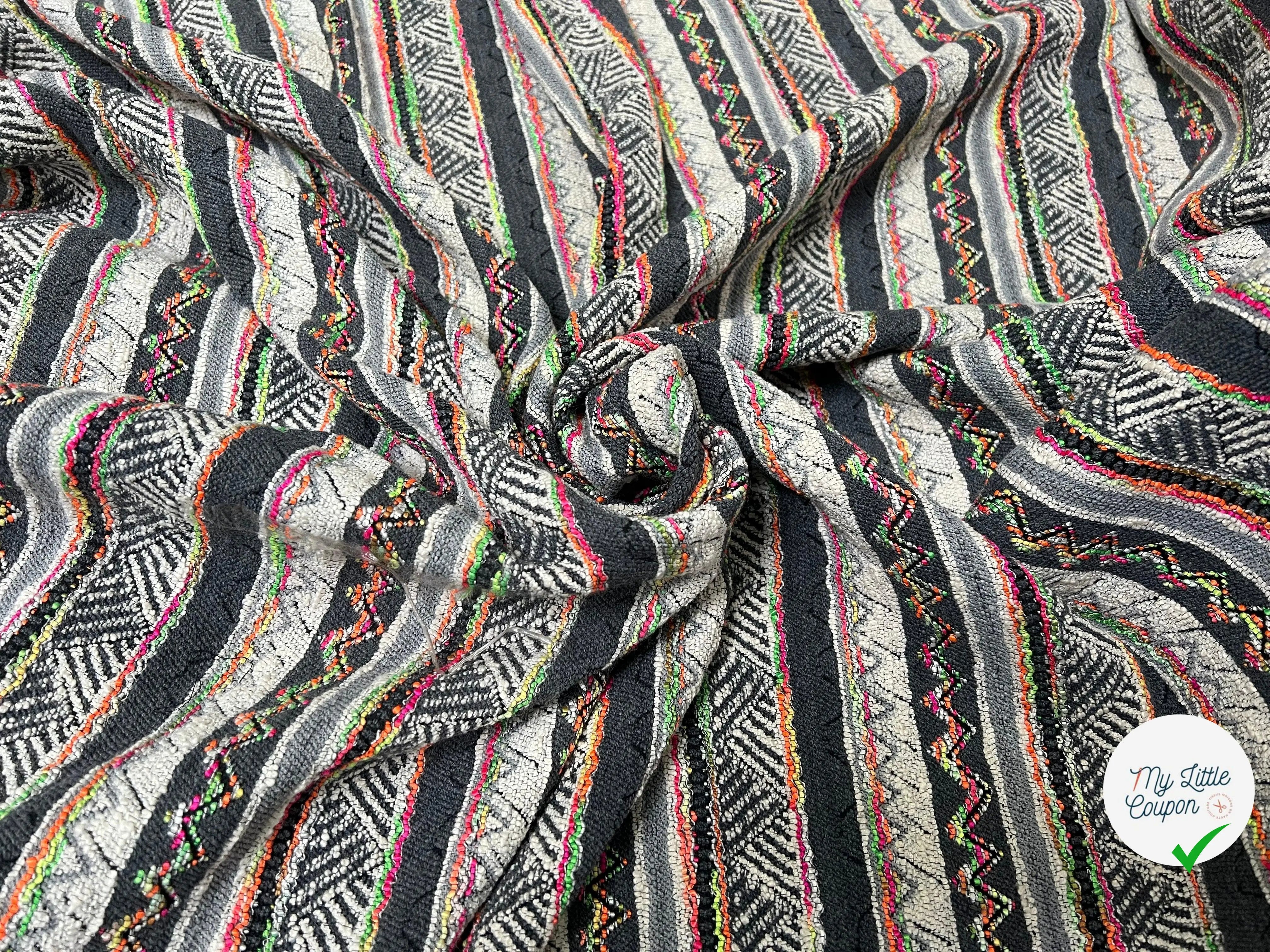 BOURRETTE DE COTON JACQUARD FLUO THÈME INCA - My Little Coupon - tissu - coudre