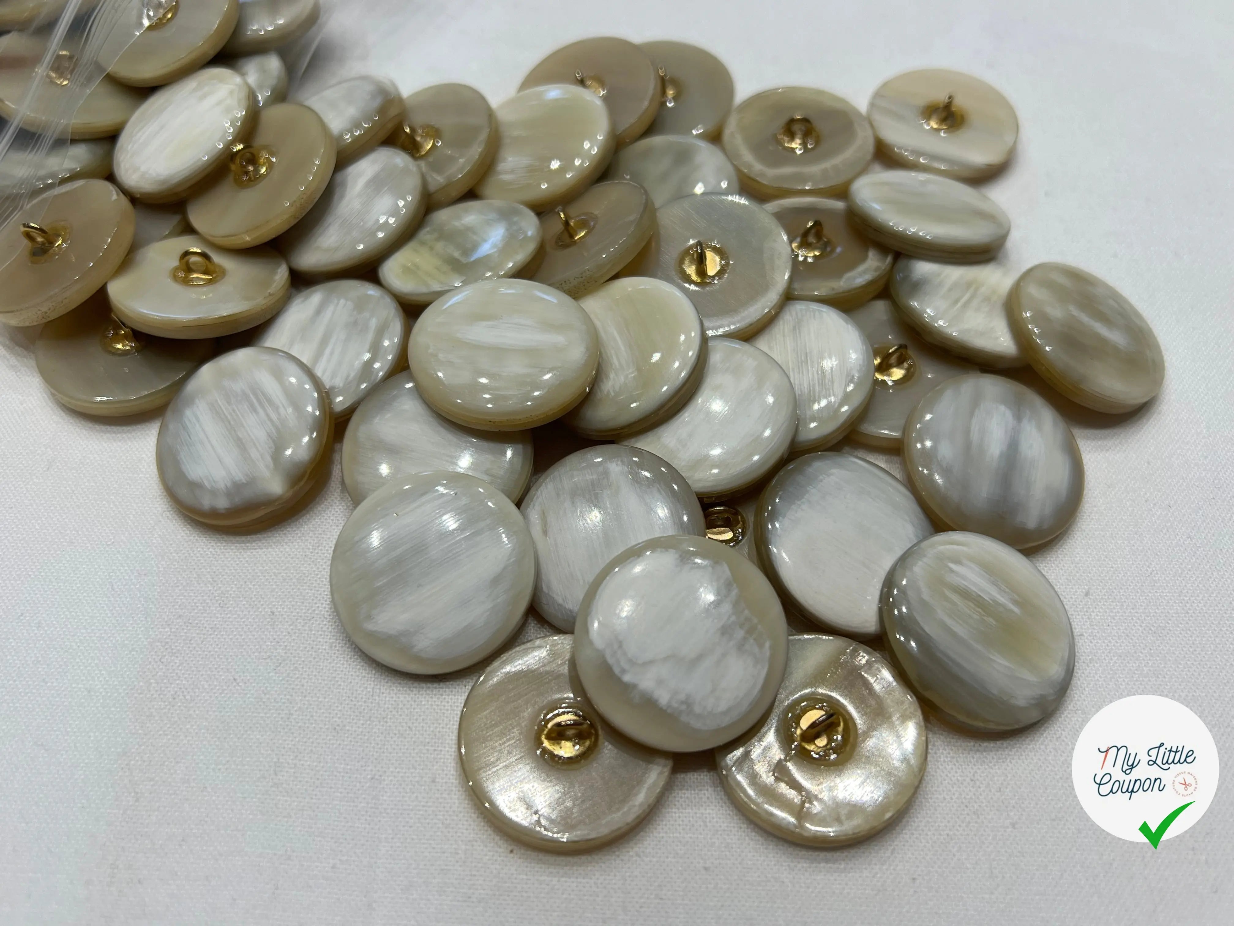 BOUTON BLANC NACRÉ (lot de 6) 22mm - My Little Coupon