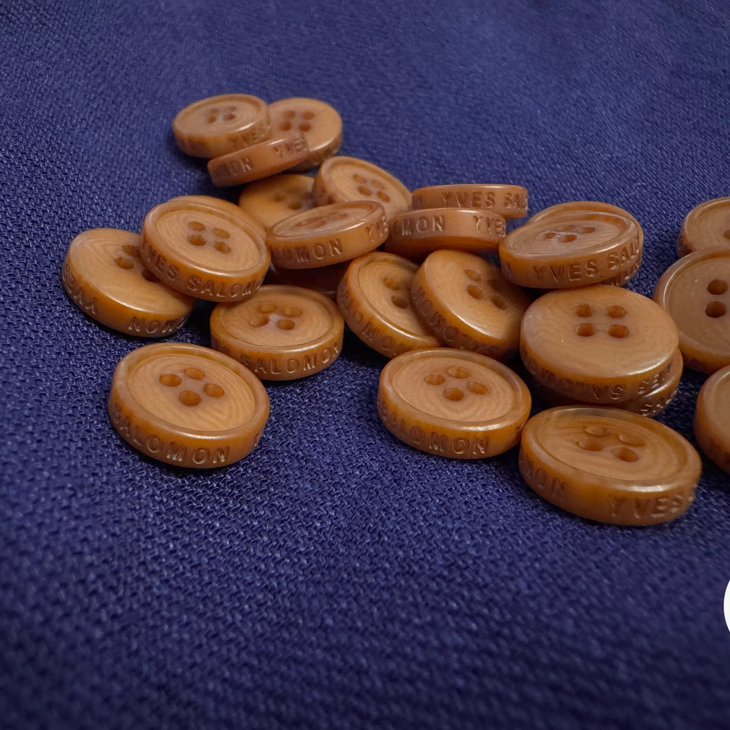 BOUTON MARRON CHIC 13 MM - LOT DE 10 - My Little Coupon