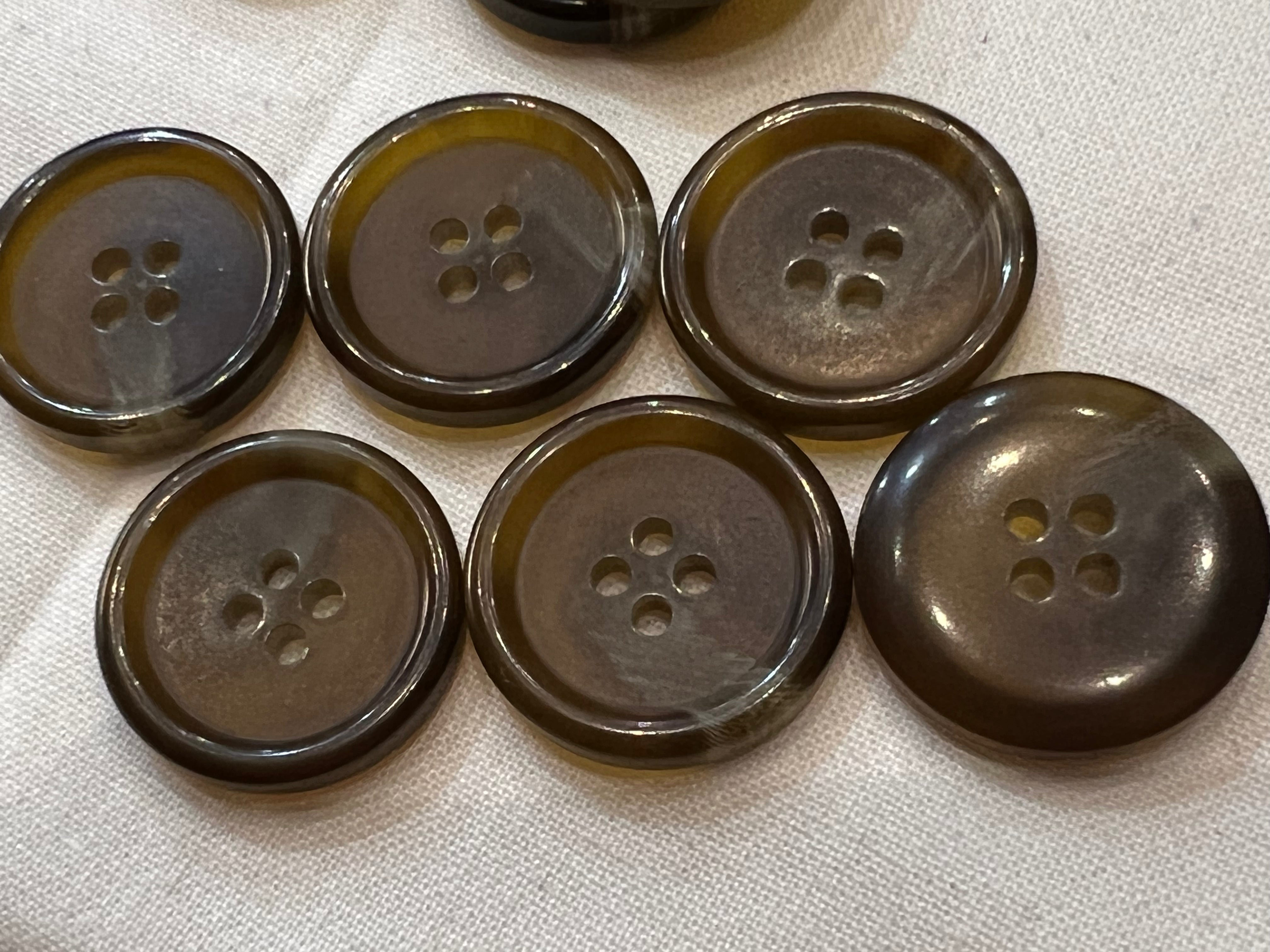 BOUTON MARRON Marbré (lot de 10) 22mm - My Little Coupon