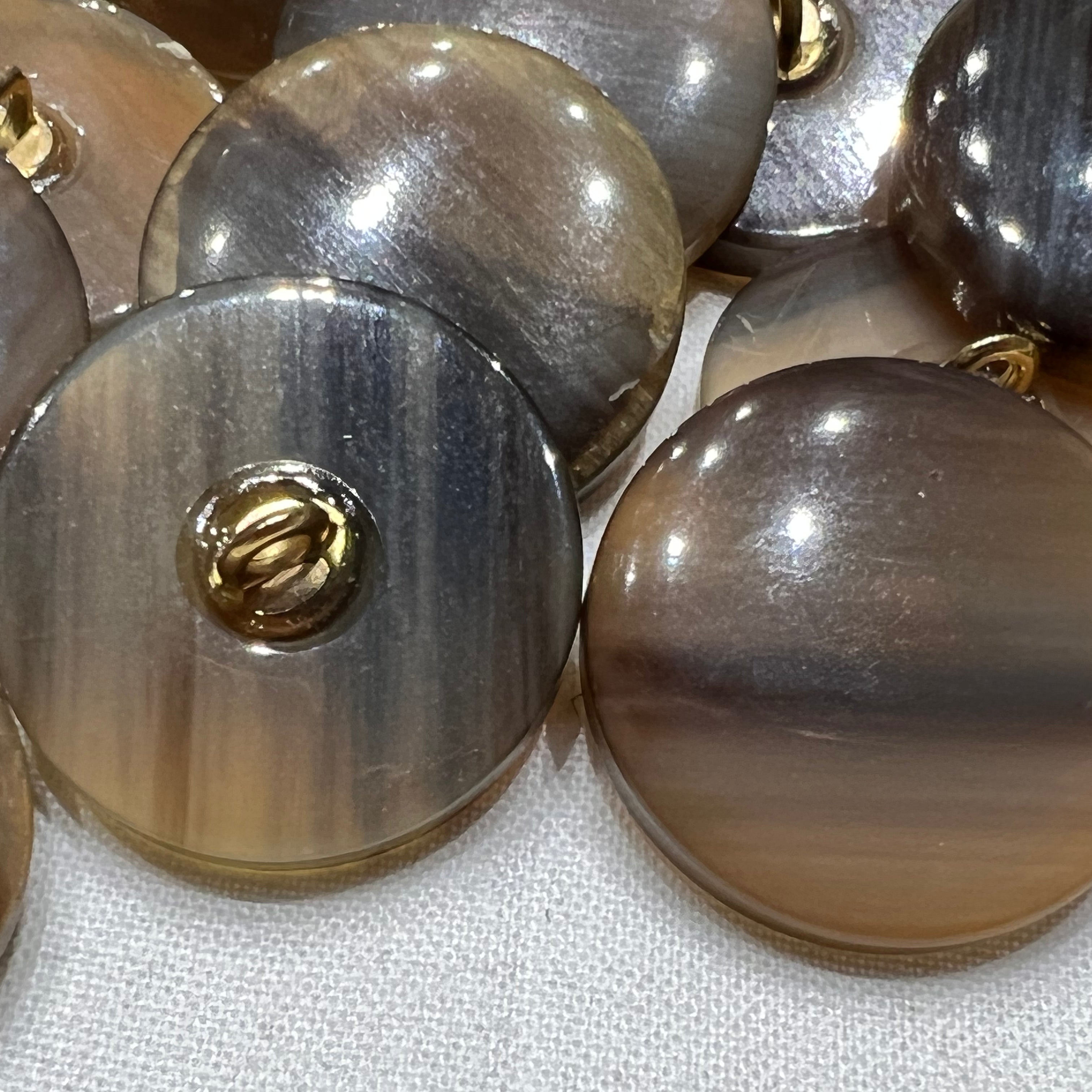 BOUTON MARRON NACRÉ (lot de 6) 25mm - My Little Coupon