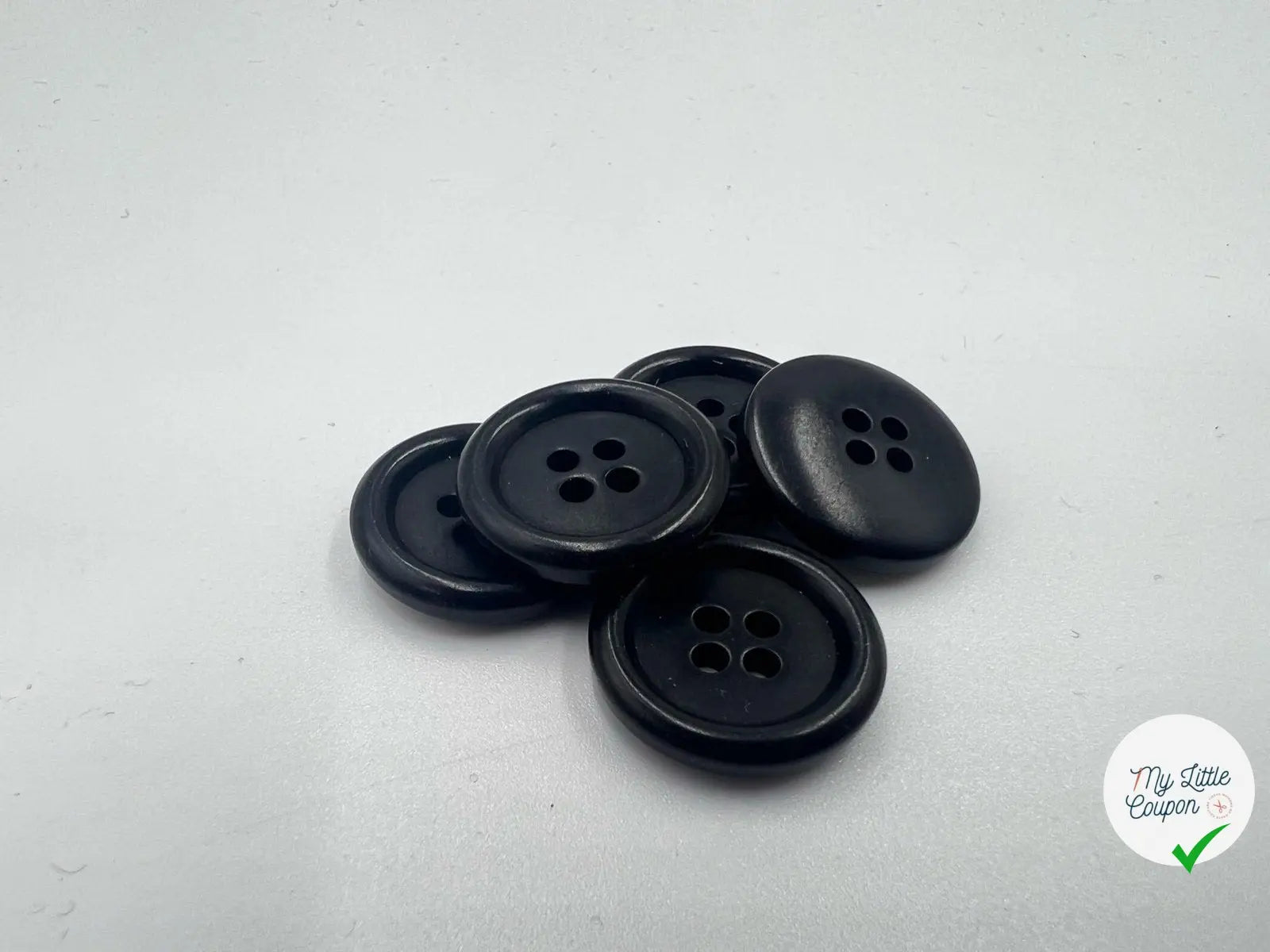 BOUTON POLYESTER 15MM NOIR - My Little Coupon - tissu - coudre