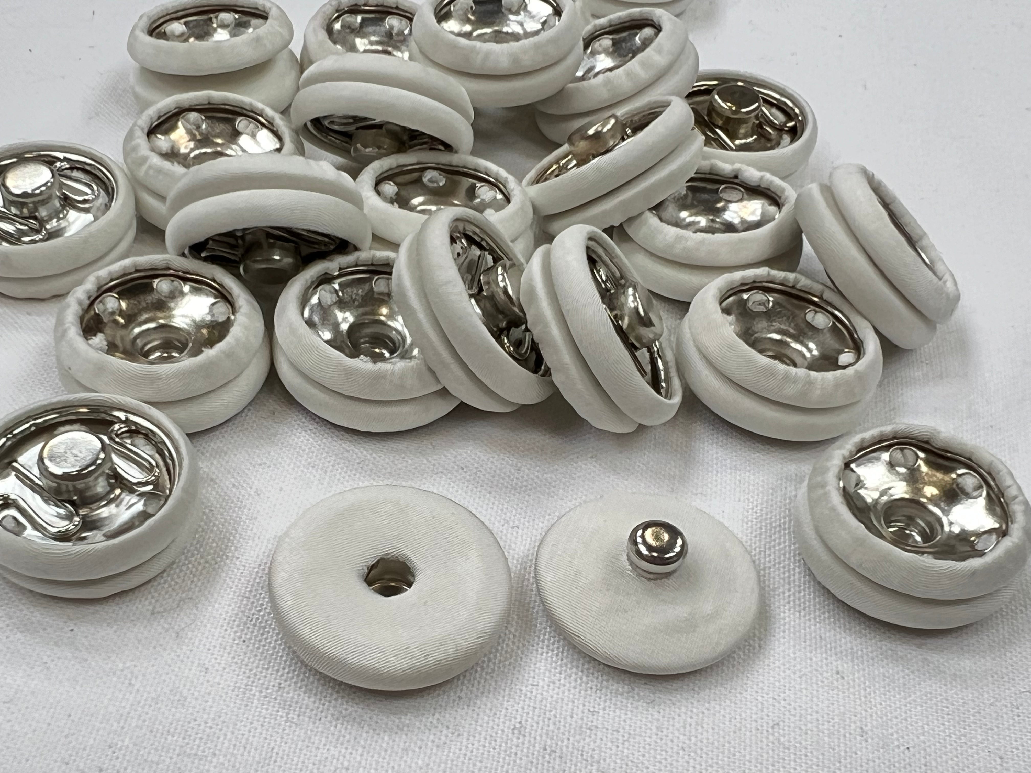 BOUTON PRESSION RECOUVERT À COUDRE BLANC (LOT DE 6) - My Little Coupon
