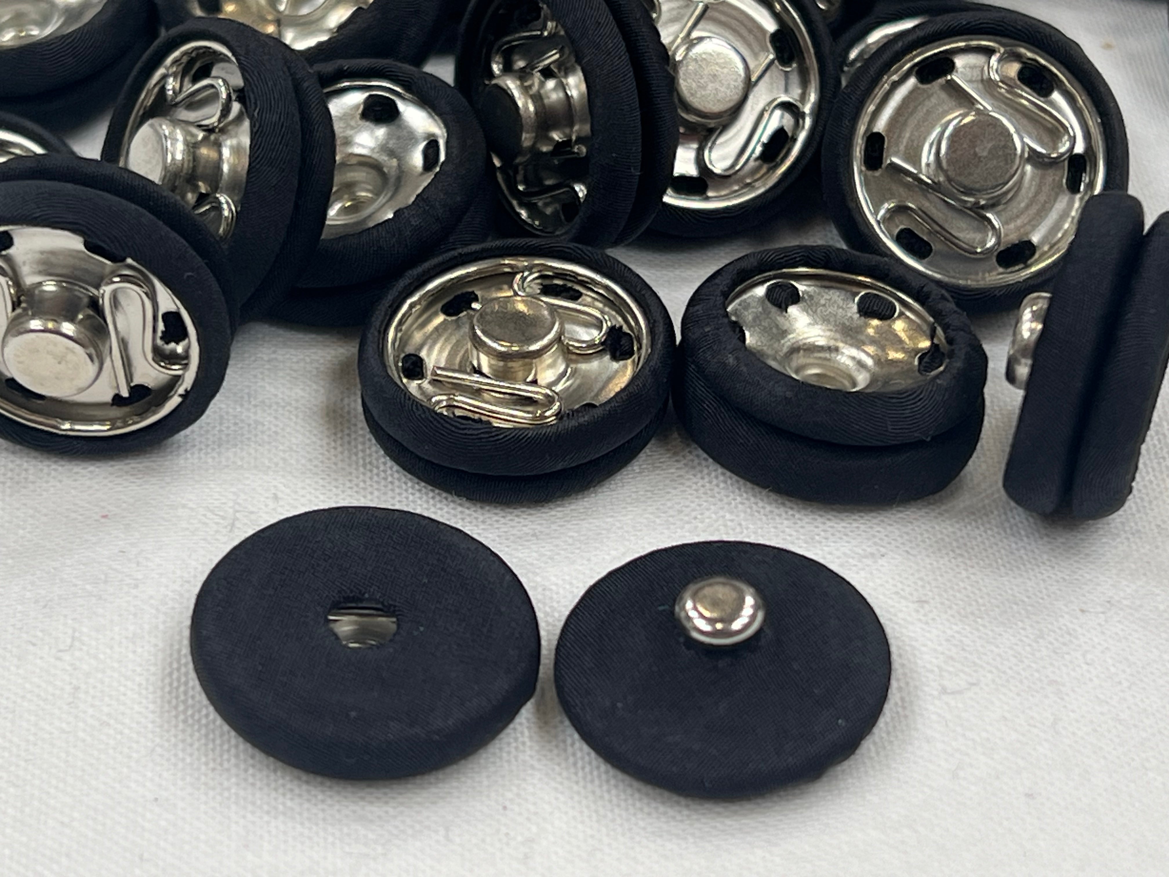 BOUTON PRESSION RECOUVERT À COUDRE NOIR (LOT DE 6) - My Little Coupon
