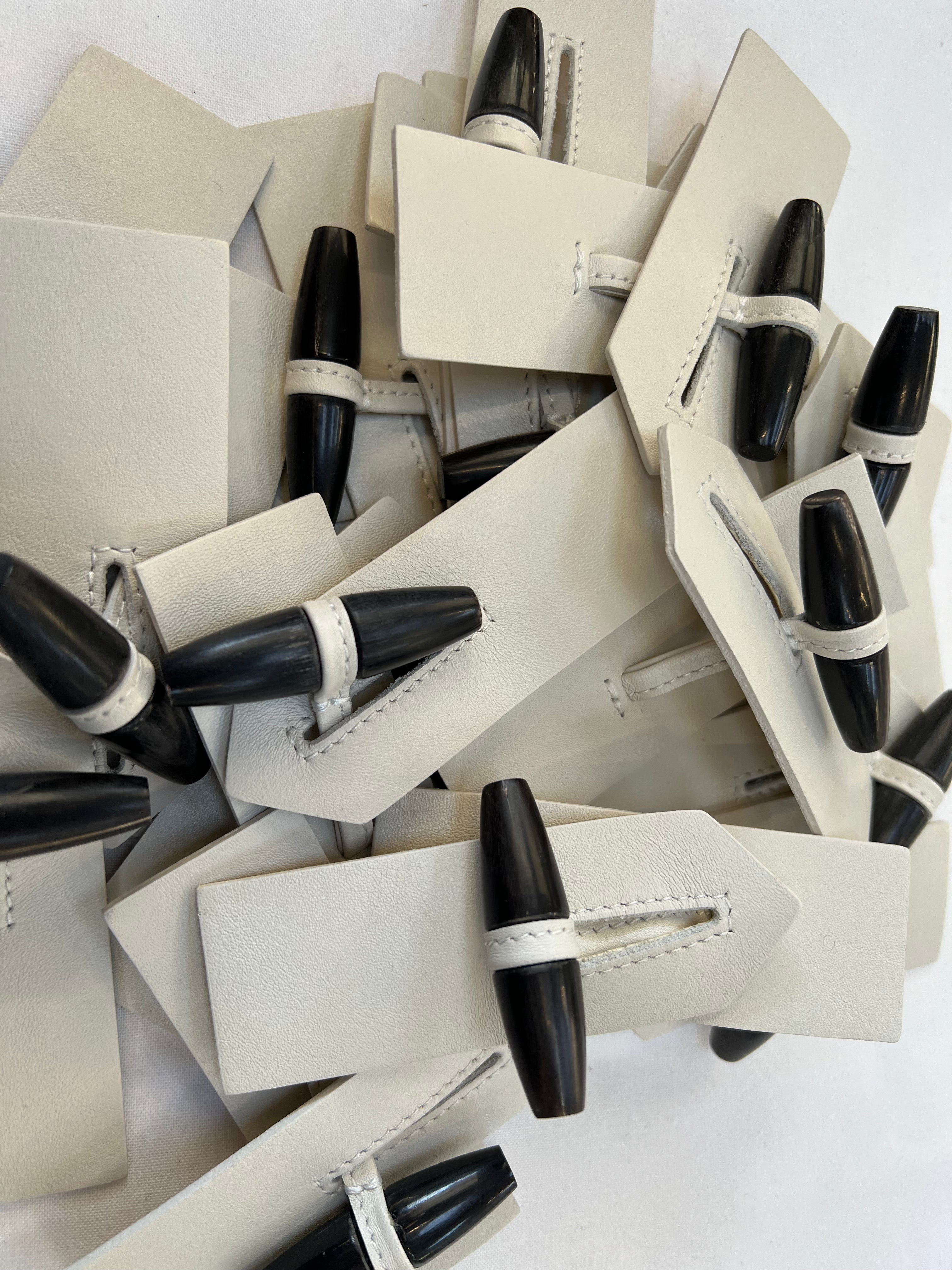 BRANDEBOURG CUIR Blanc grisé - My Little Coupon