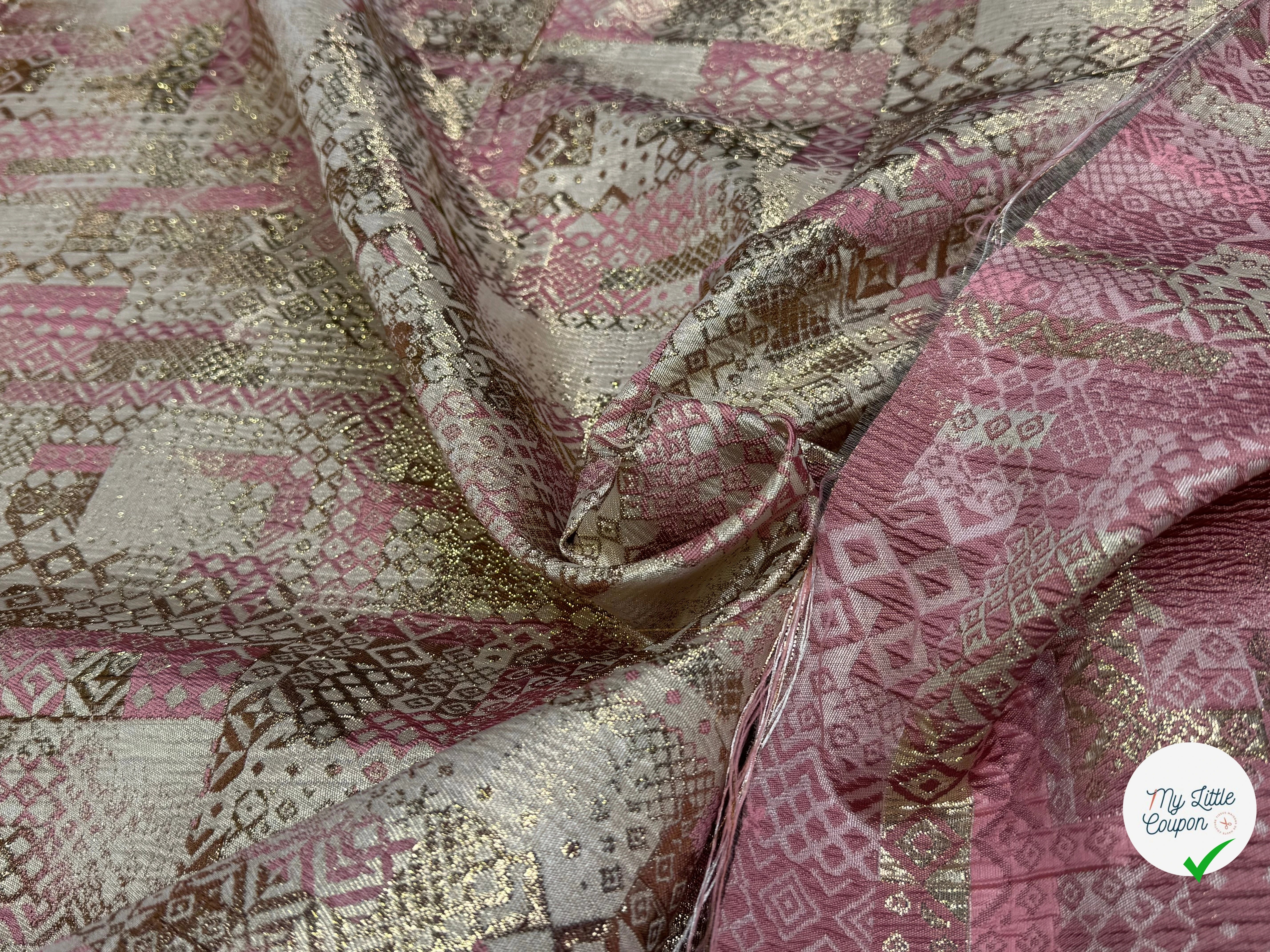 BROCART ARGENTÉ GÉOMETRIQUE ROSE - My Little Coupon