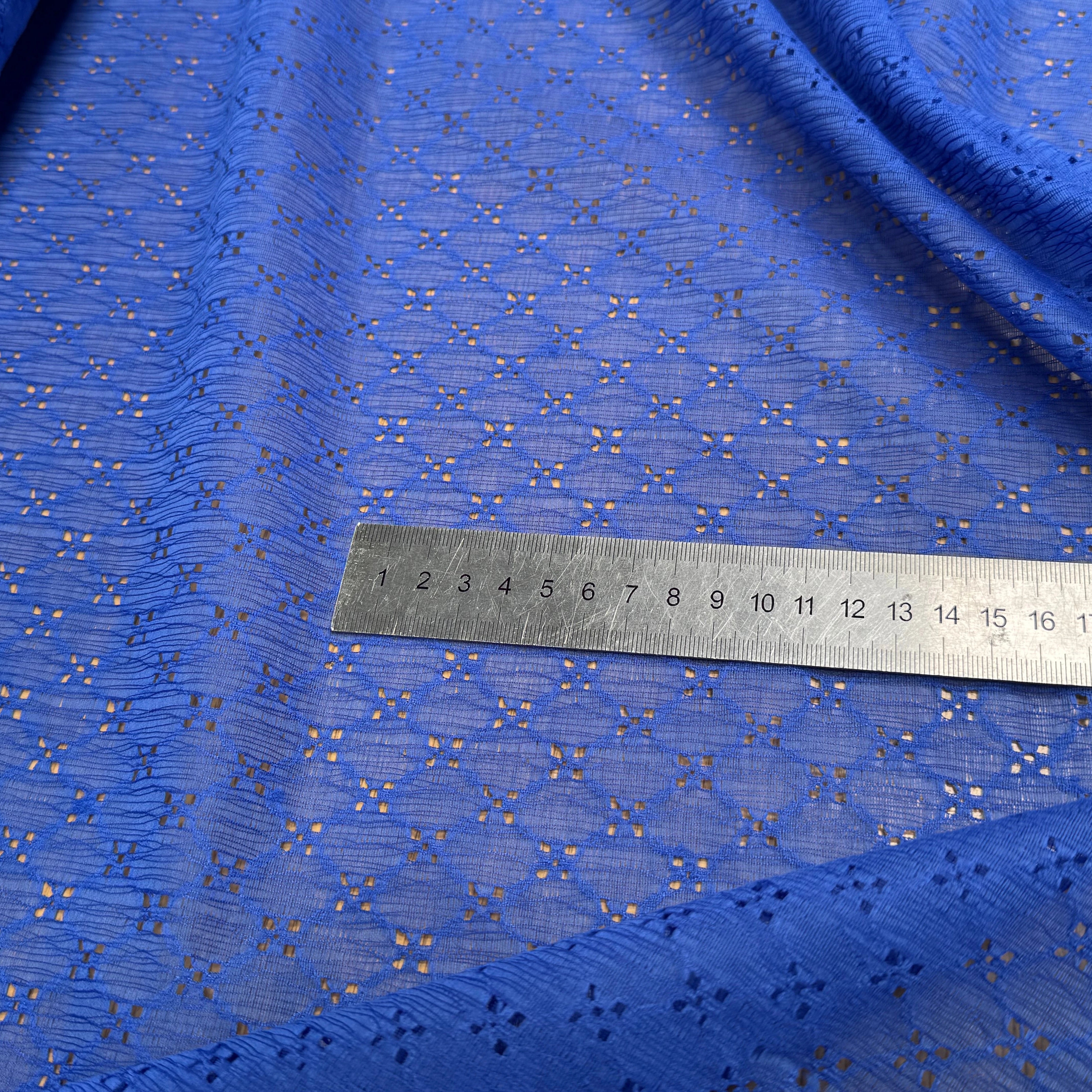BRODERIE ANGLAISE BLEU ROI - My Little Coupon