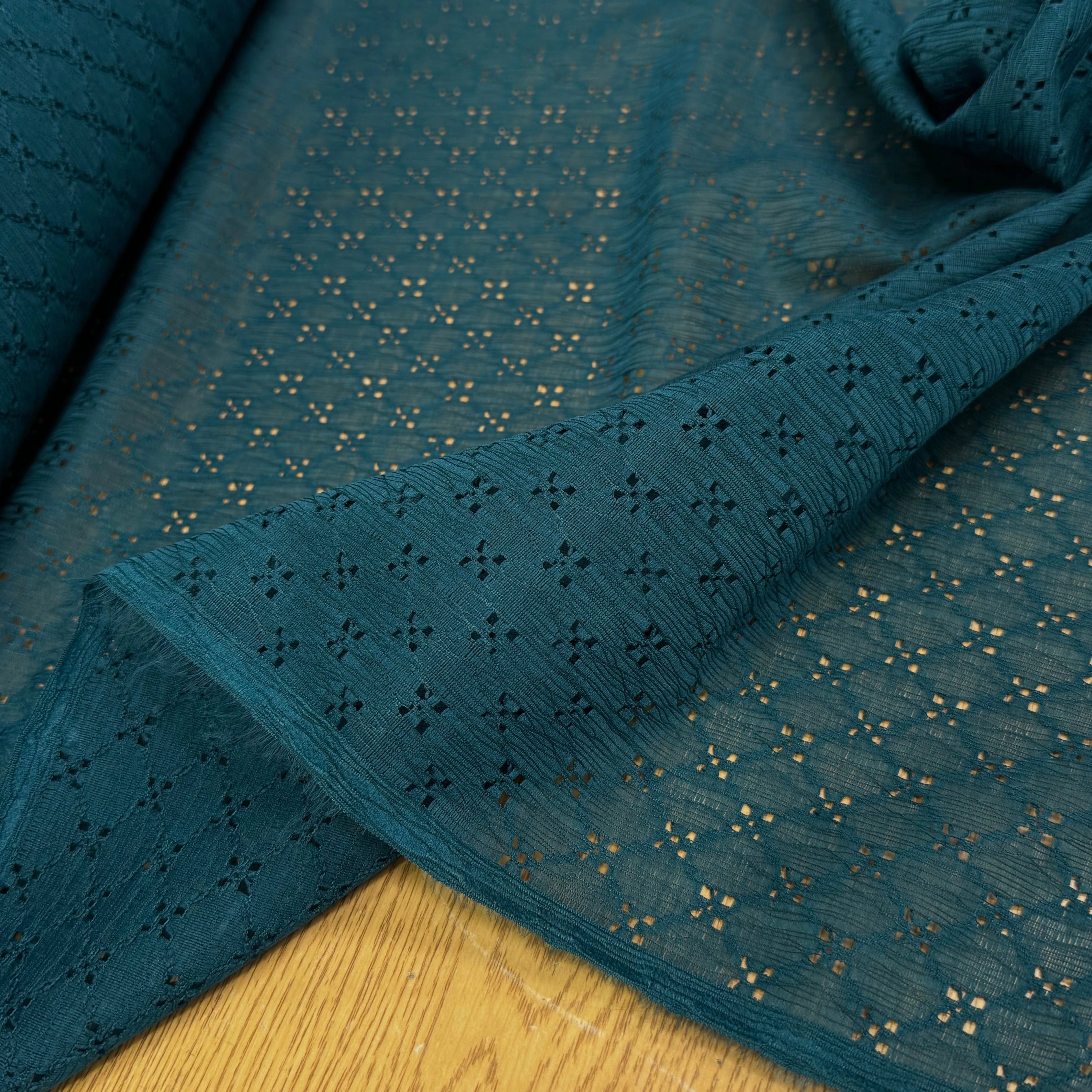 BRODERIE ANGLAISE CANARD - My Little Coupon