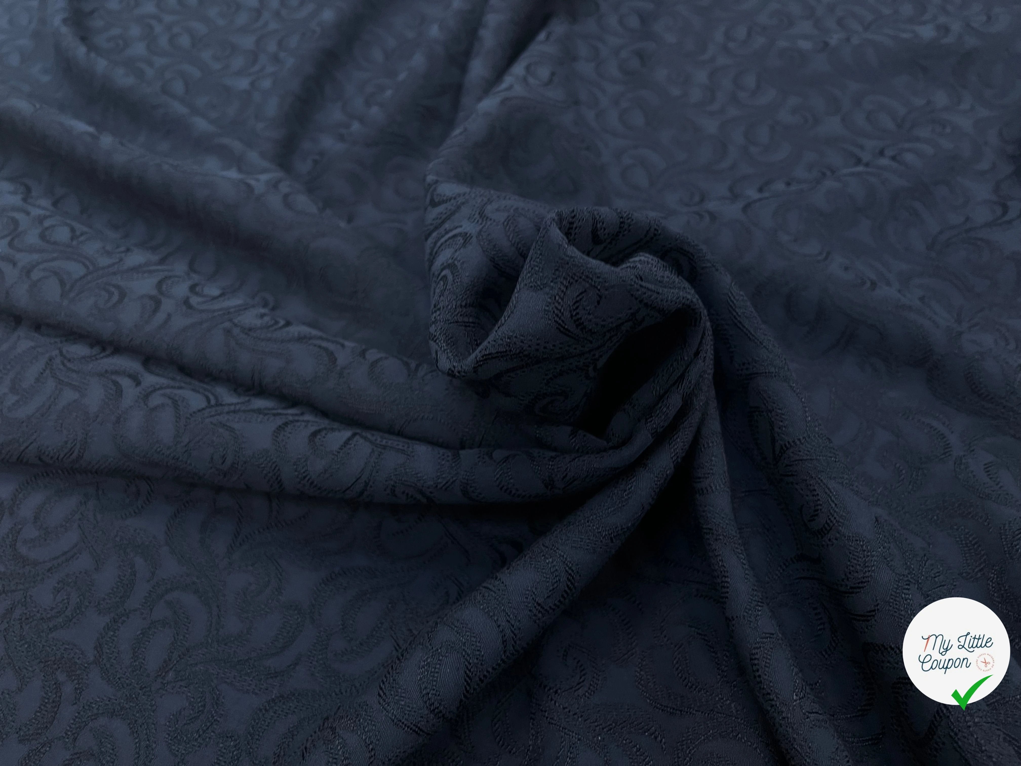 BRODERIE COTON VISCOSE FLEURS ROYALES ULTRA CHIC MARINE - My Little Coupon