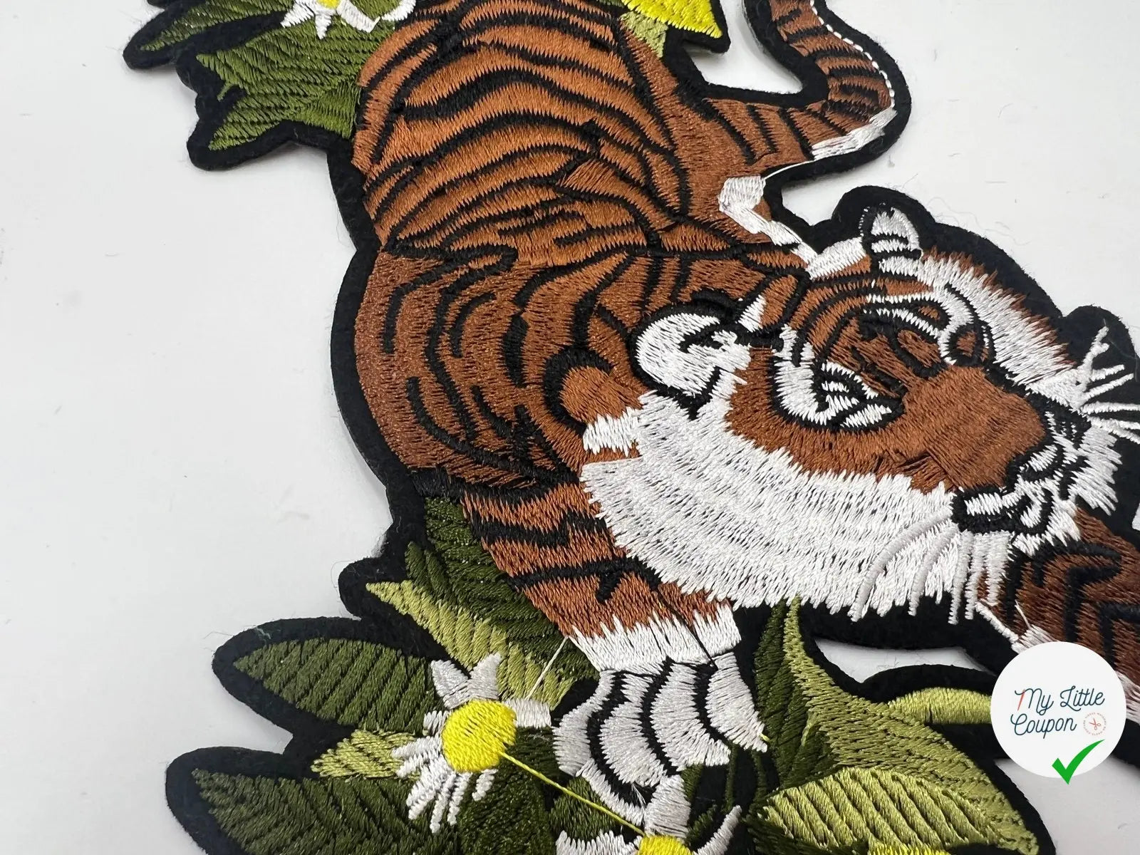 BRODERIE D’ORNEMENT TIGRE BRUN - My Little Coupon - tissu - coudre