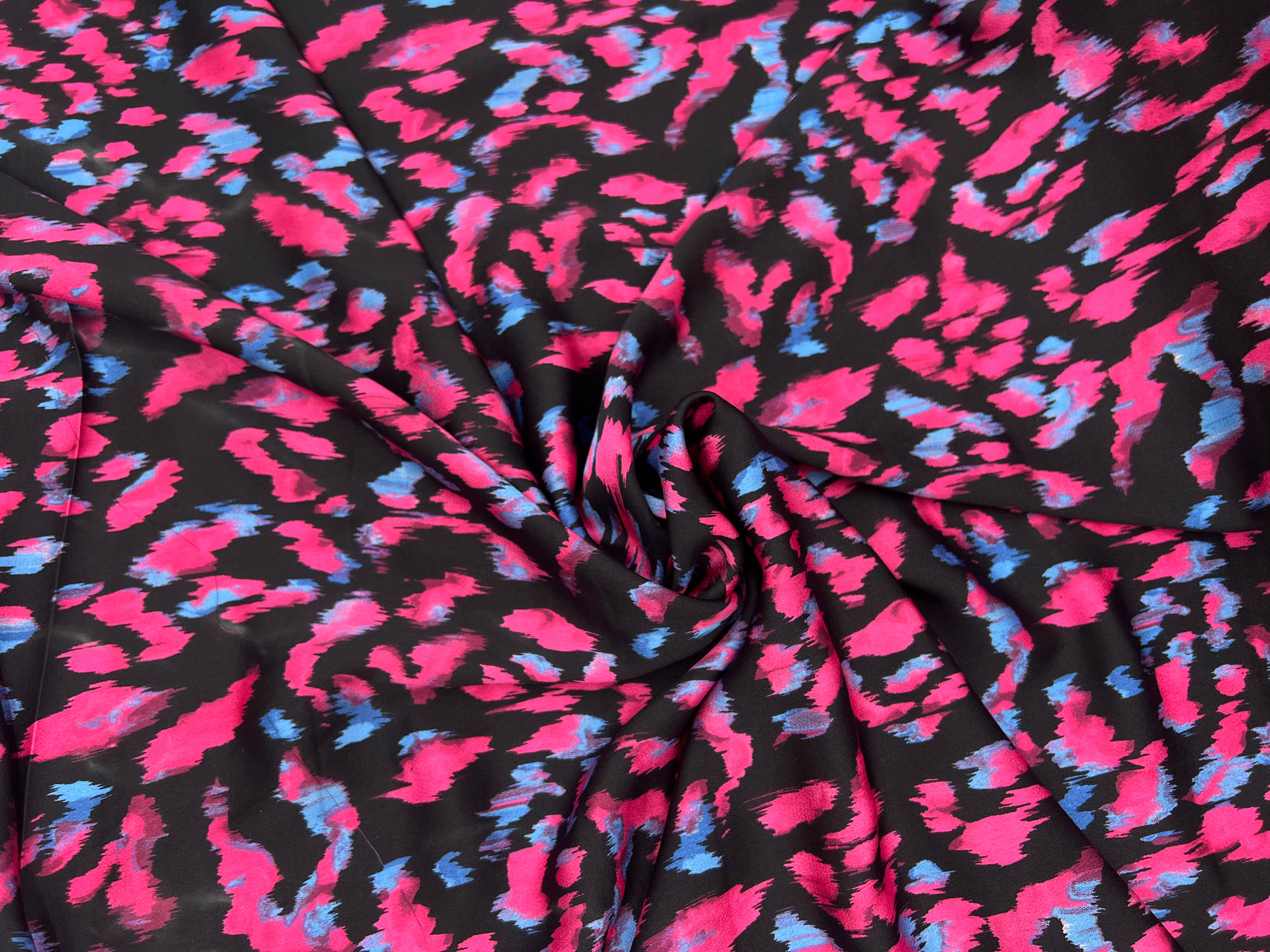 BUBBLE CRÊPE NOIR TACHETÉ DE ROSE ET BLEU MLC INTERN