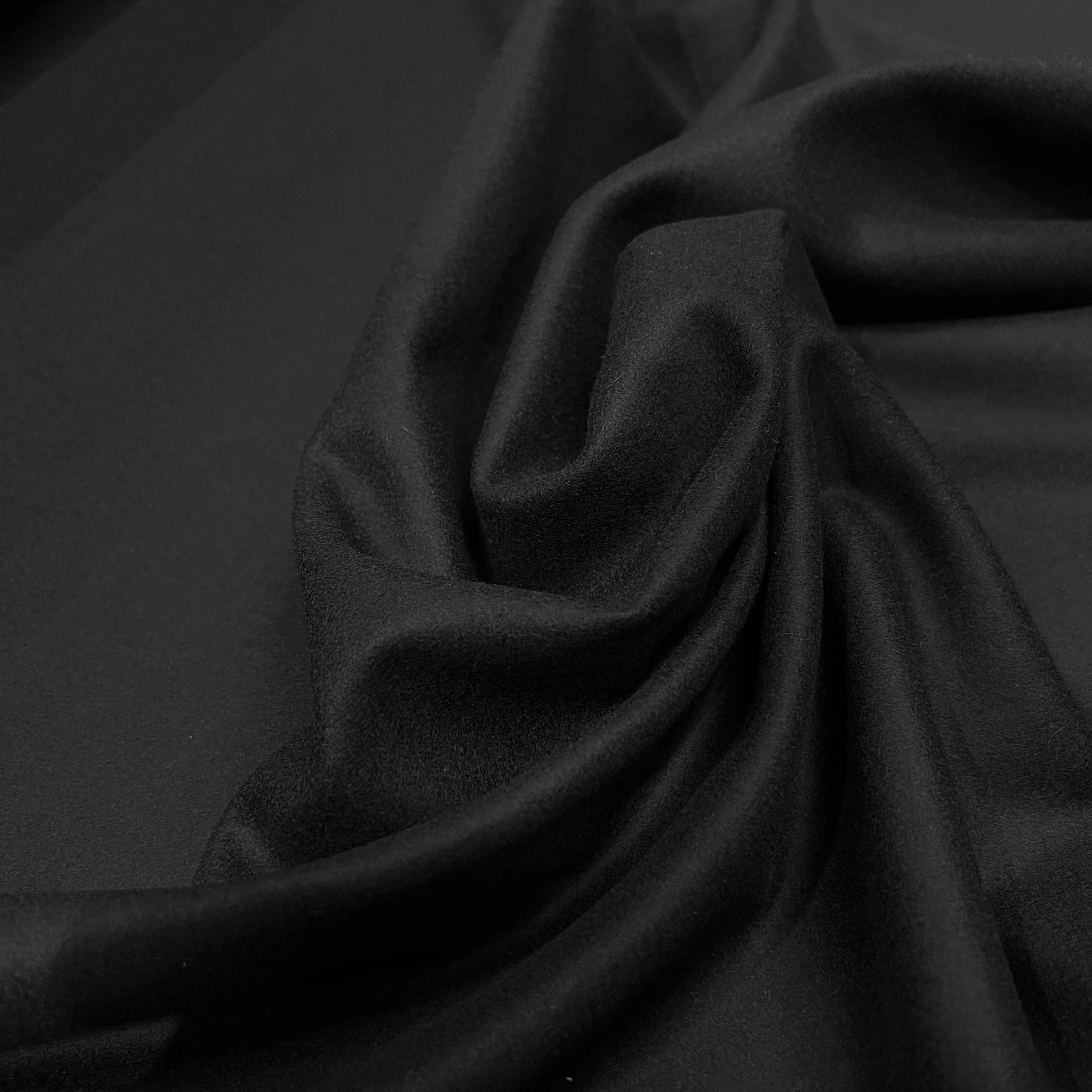 CABAN 100% LAINE ULTRA DOUX NOIR - My Little Coupon