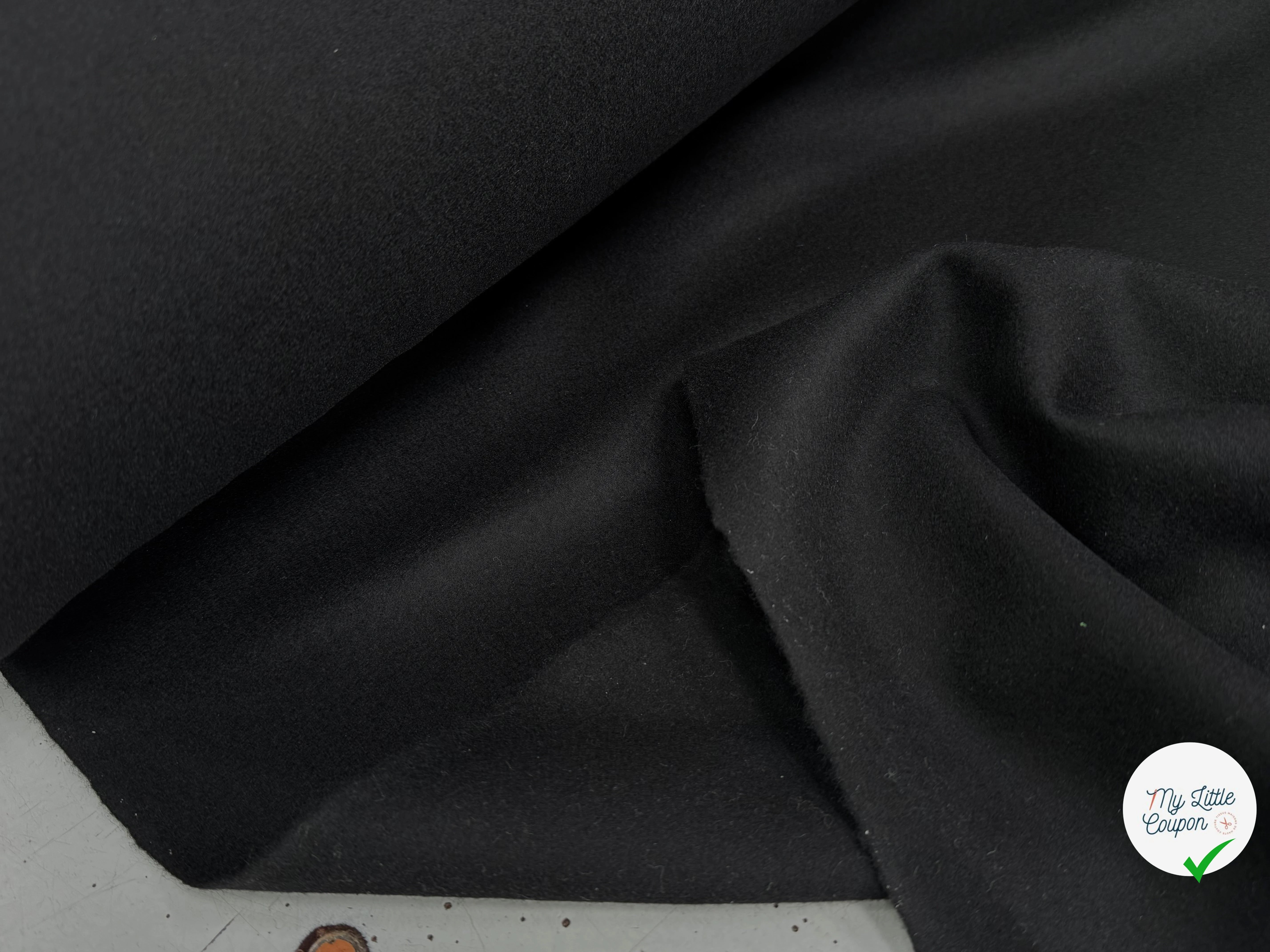 CABAN DE LAINE SUBLIME NOIR 100% LAINE - My Little Coupon