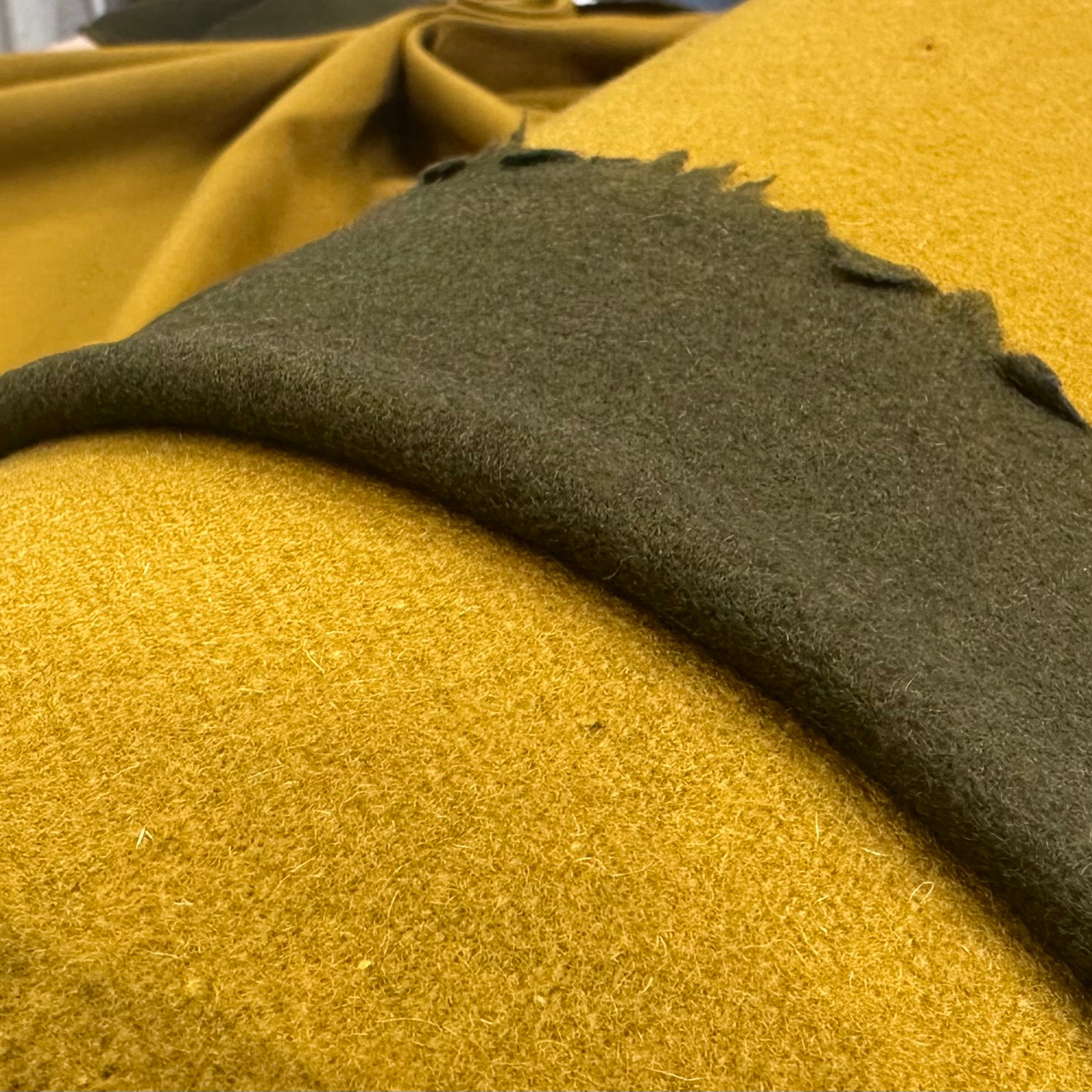 CABAN MOUTARDE BI FACE KHAKI 80% LAINE VIERGE - My Little Coupon