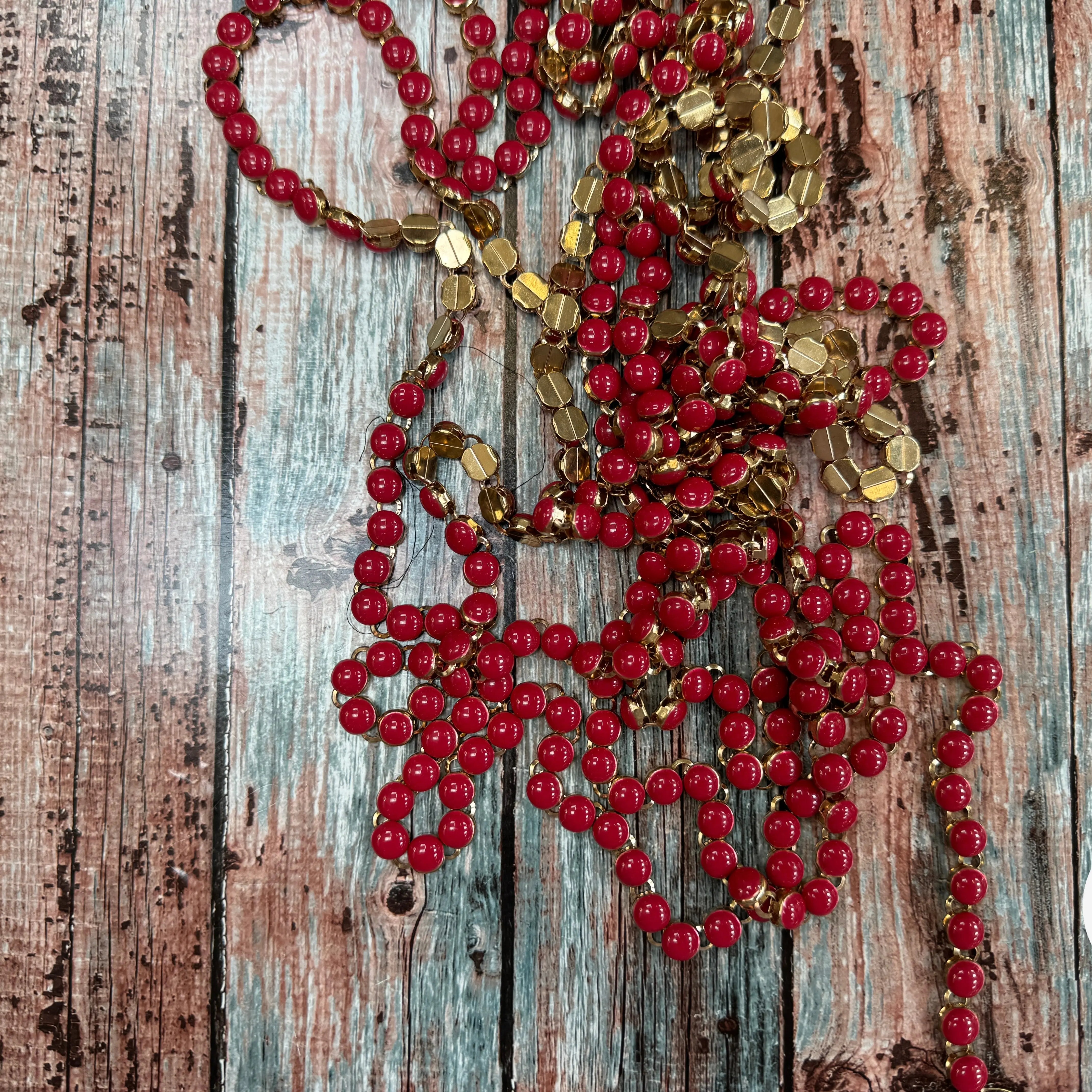 CHAÎNE PERLÉE GRENAT - My Little Coupon