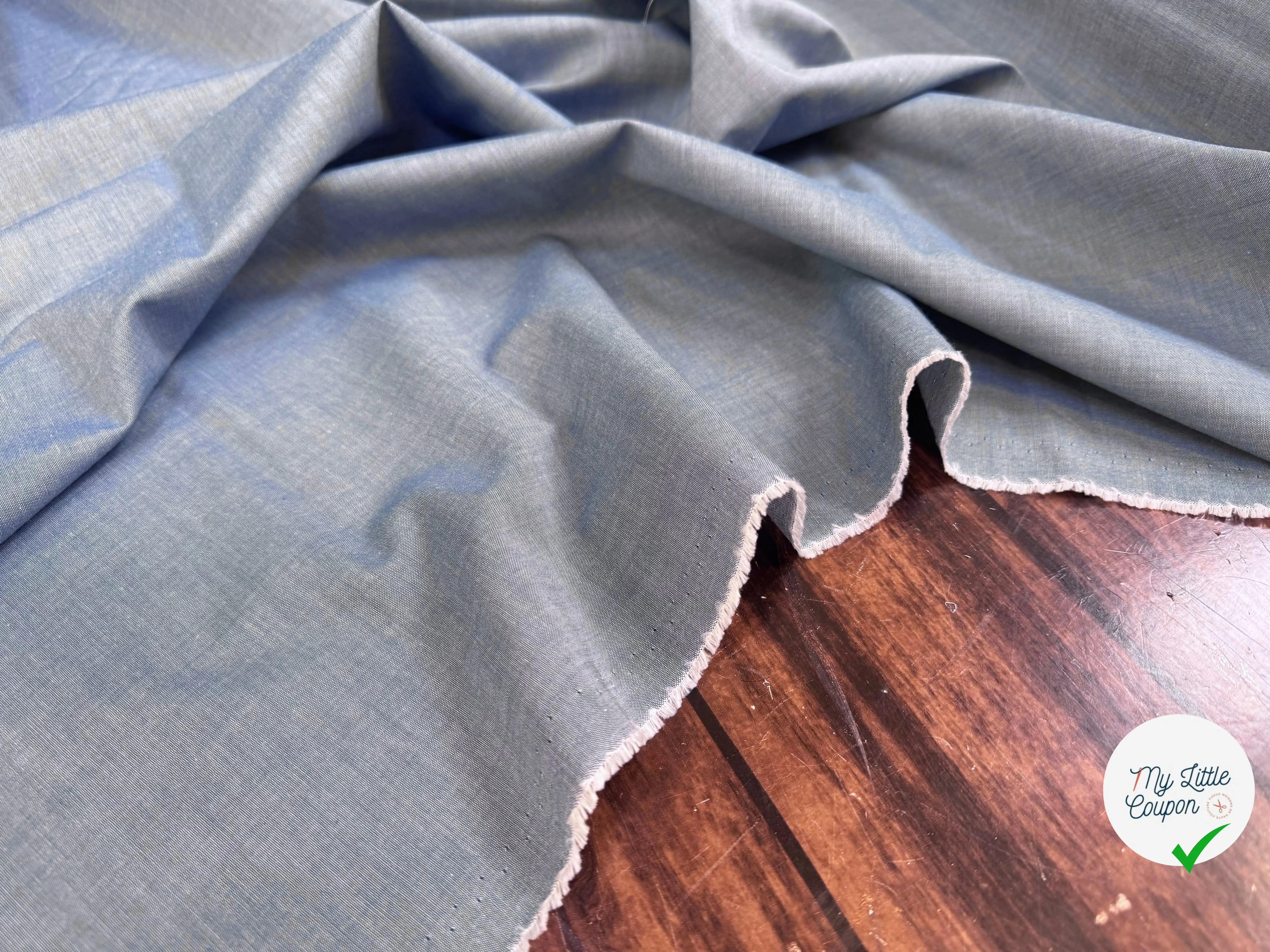 CHAMBRAY DE COTON BLEU ÉLÉGANT - My Little Coupon