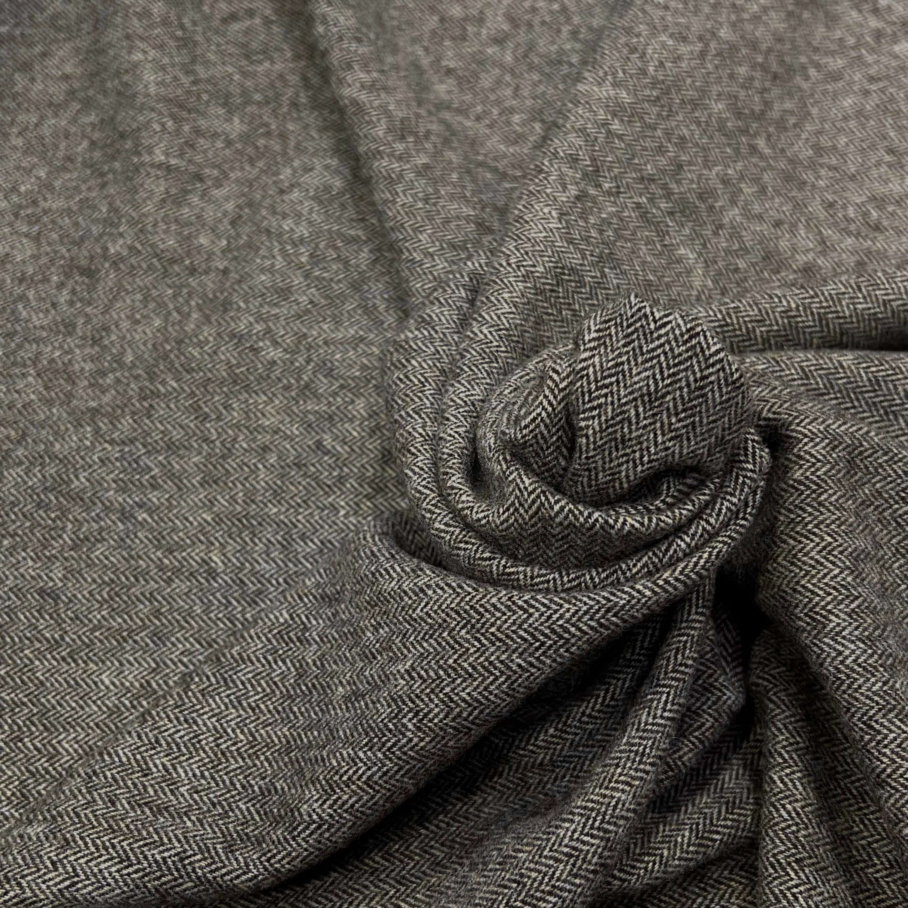 CHEVRON DE LAINE DOUX MARRON 71% LAINE VIERGE 150CM - My Little Coupon