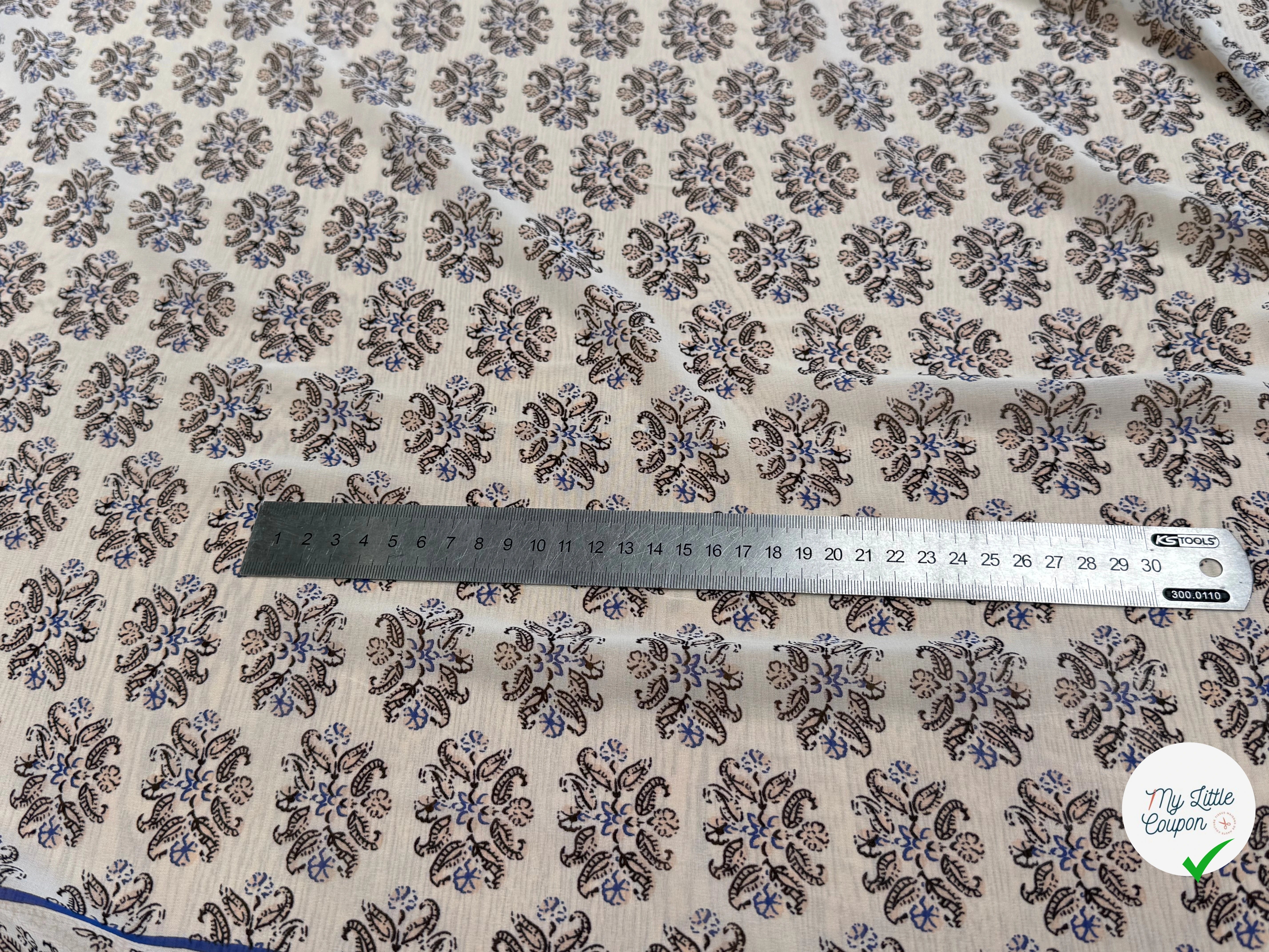 CHIFFON IMPRIMÉ FEUILLAGES CREME BLEU FOND ÉCRU - My Little Coupon