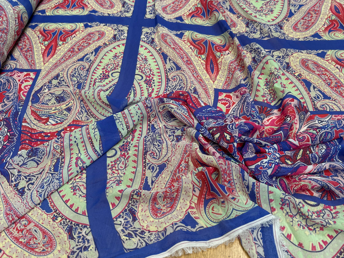 CHIFFON IMPRIMÉ GRAPHIQUE FOND BLEU PANNEAU - My Little Coupon