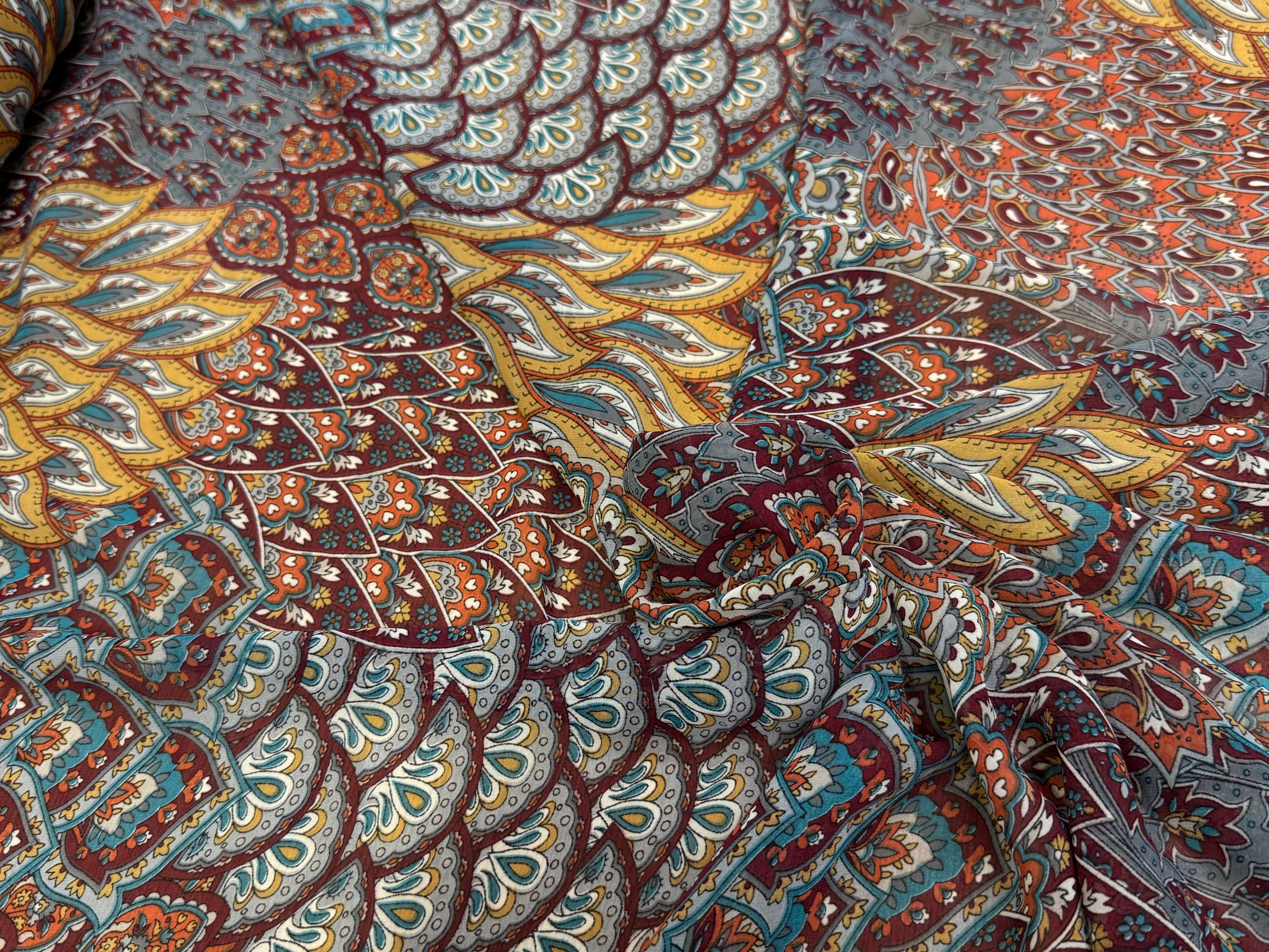 CHIFFON PRINTED FLORAUX MULTICOLORES CHOCO CARAMEL - My Little Coupon