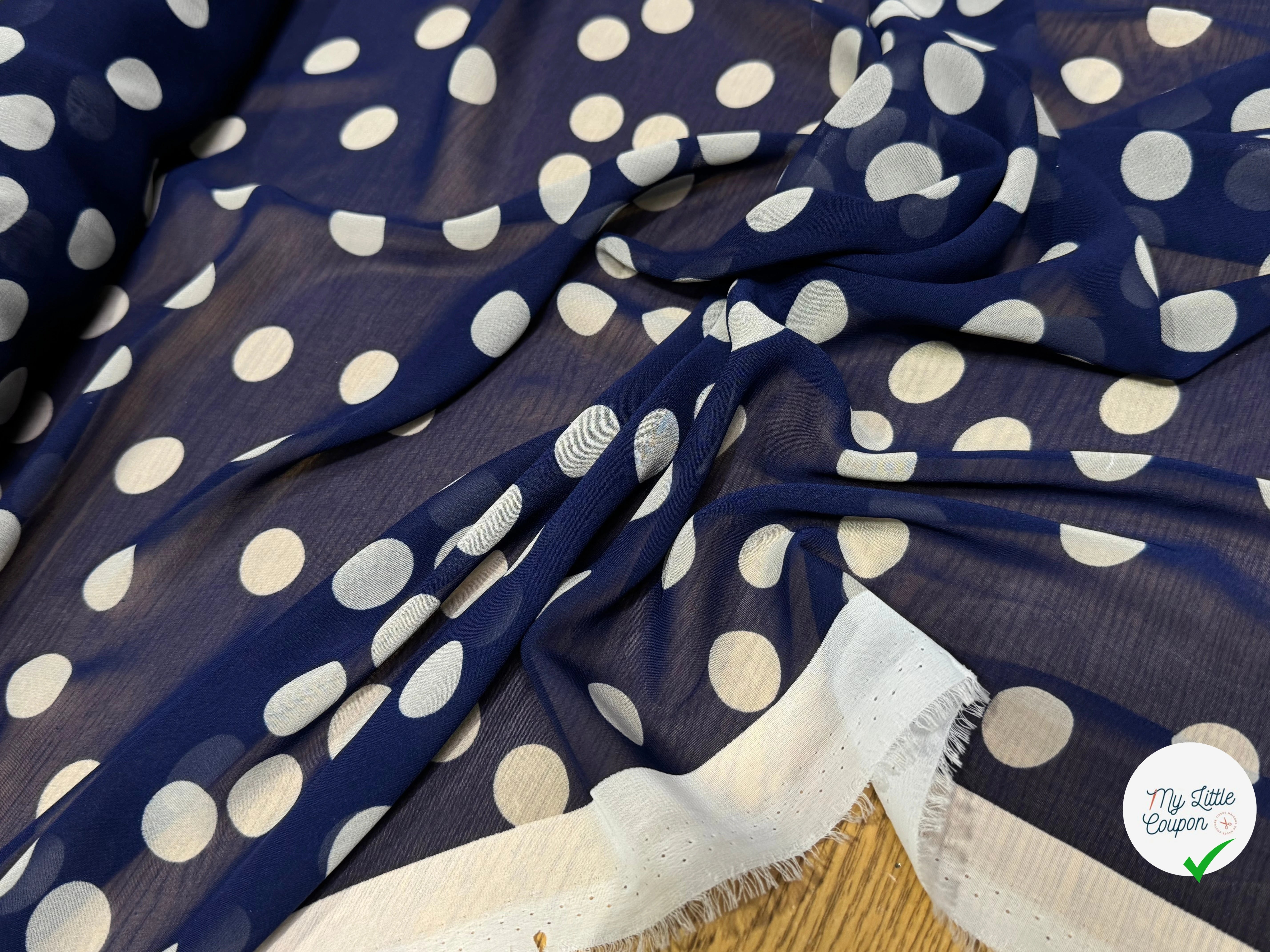 CHIFFON PRINTED GROS POIS BLANC CASSÉ FOND MARINE - My Little Coupon