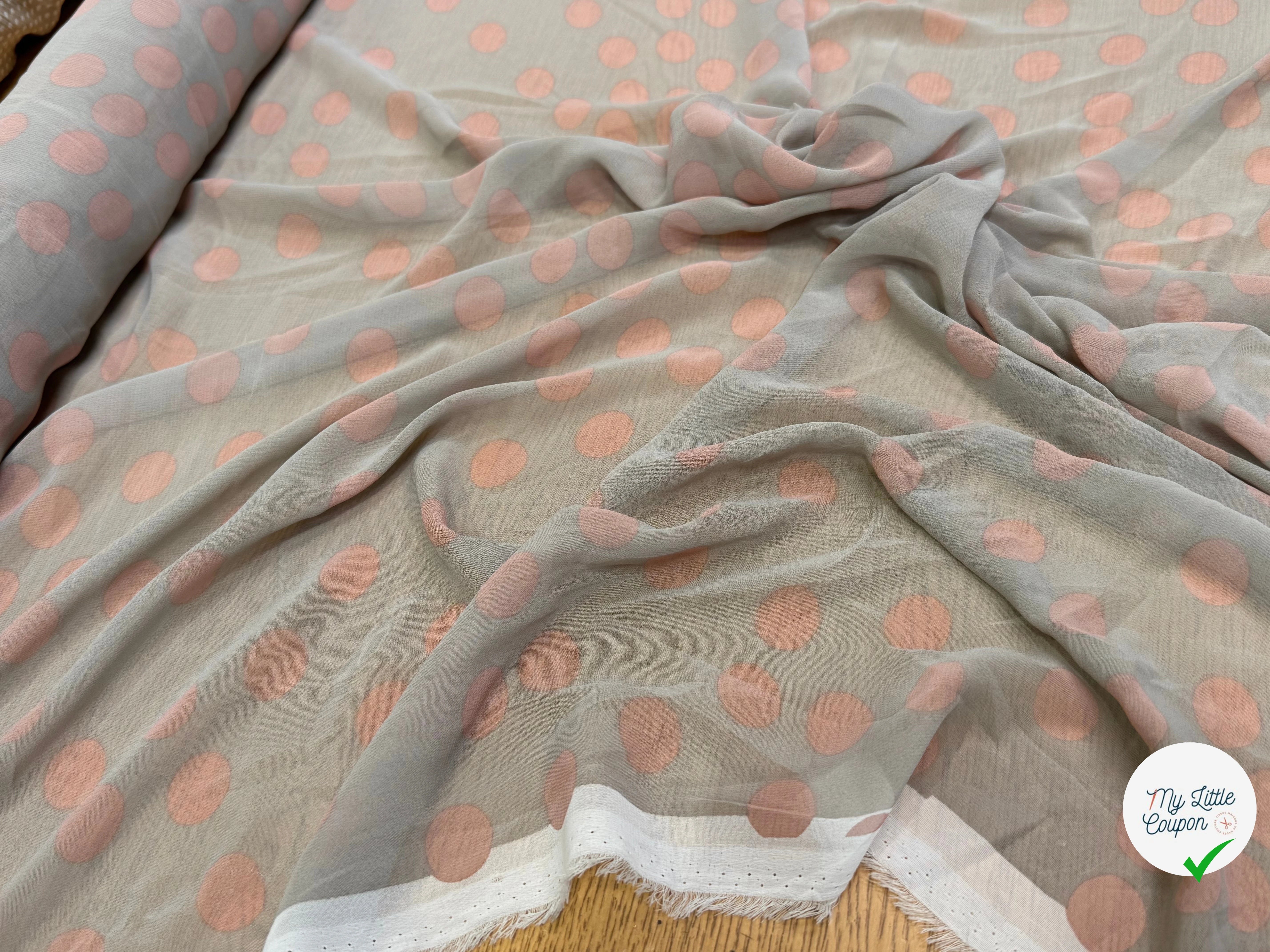 CHIFFON PRINTED GROS POIS ROSE FOND GRIS - My Little Coupon