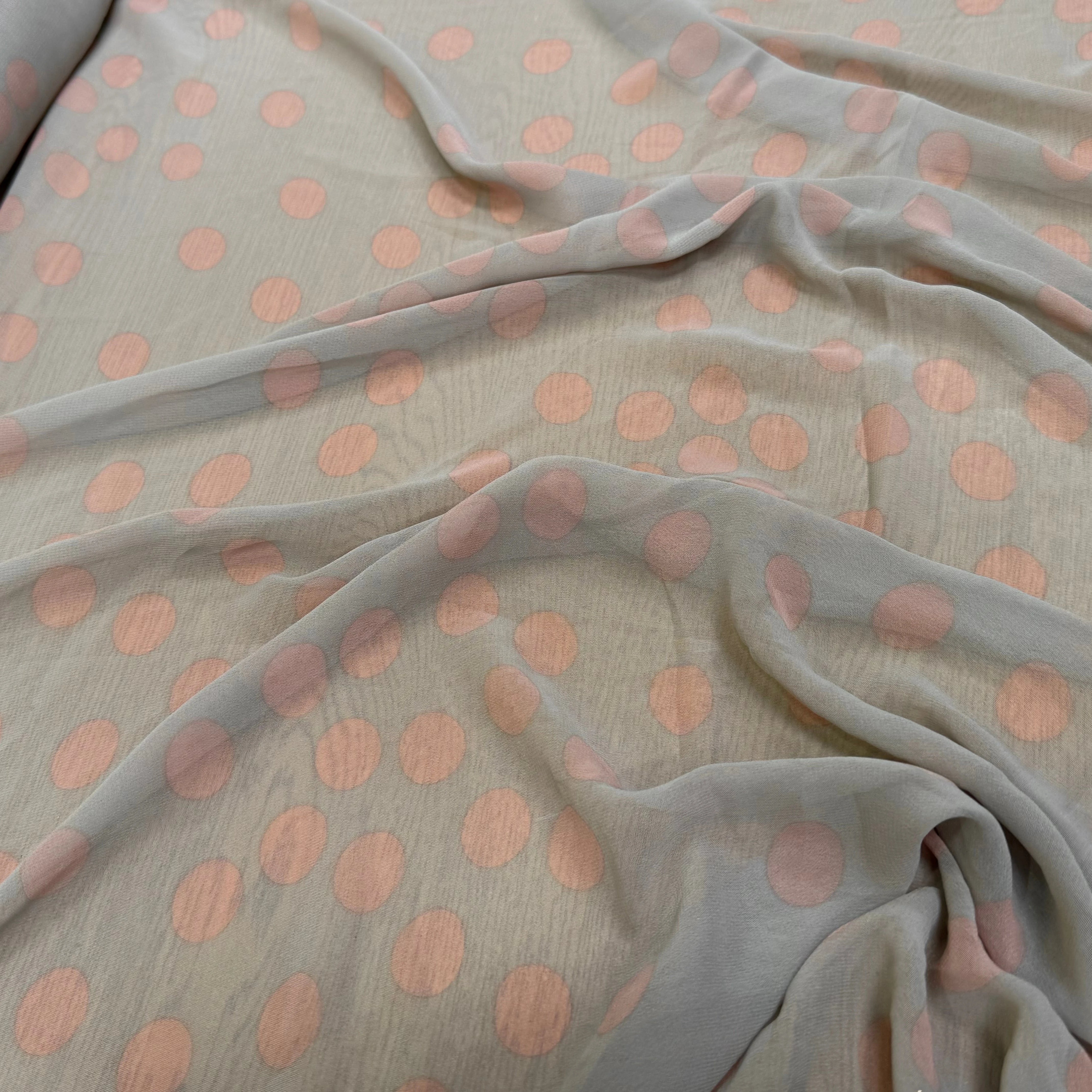 CHIFFON PRINTED GROS POIS ROSE FOND GRIS - My Little Coupon