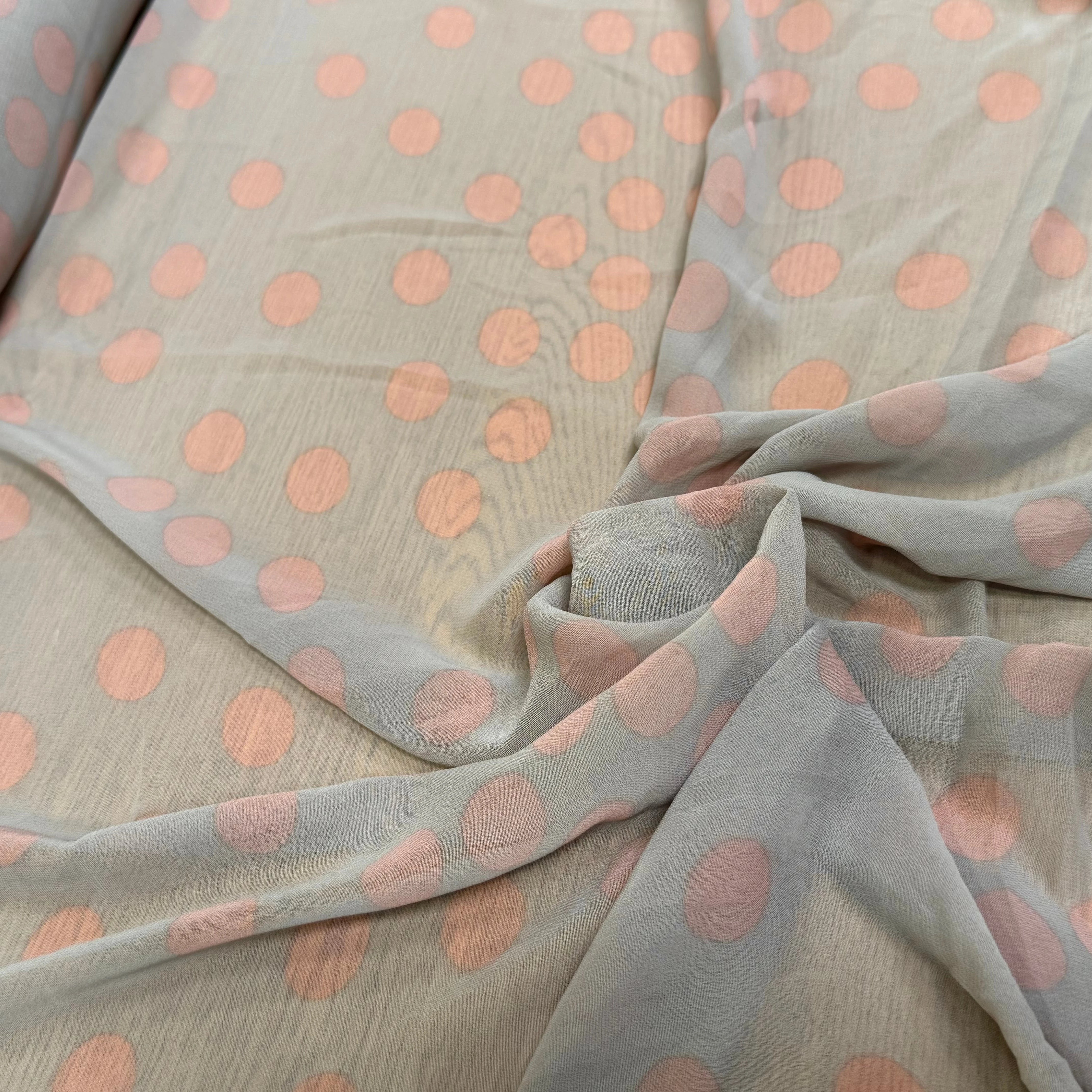 CHIFFON PRINTED GROS POIS ROSE FOND GRIS - My Little Coupon