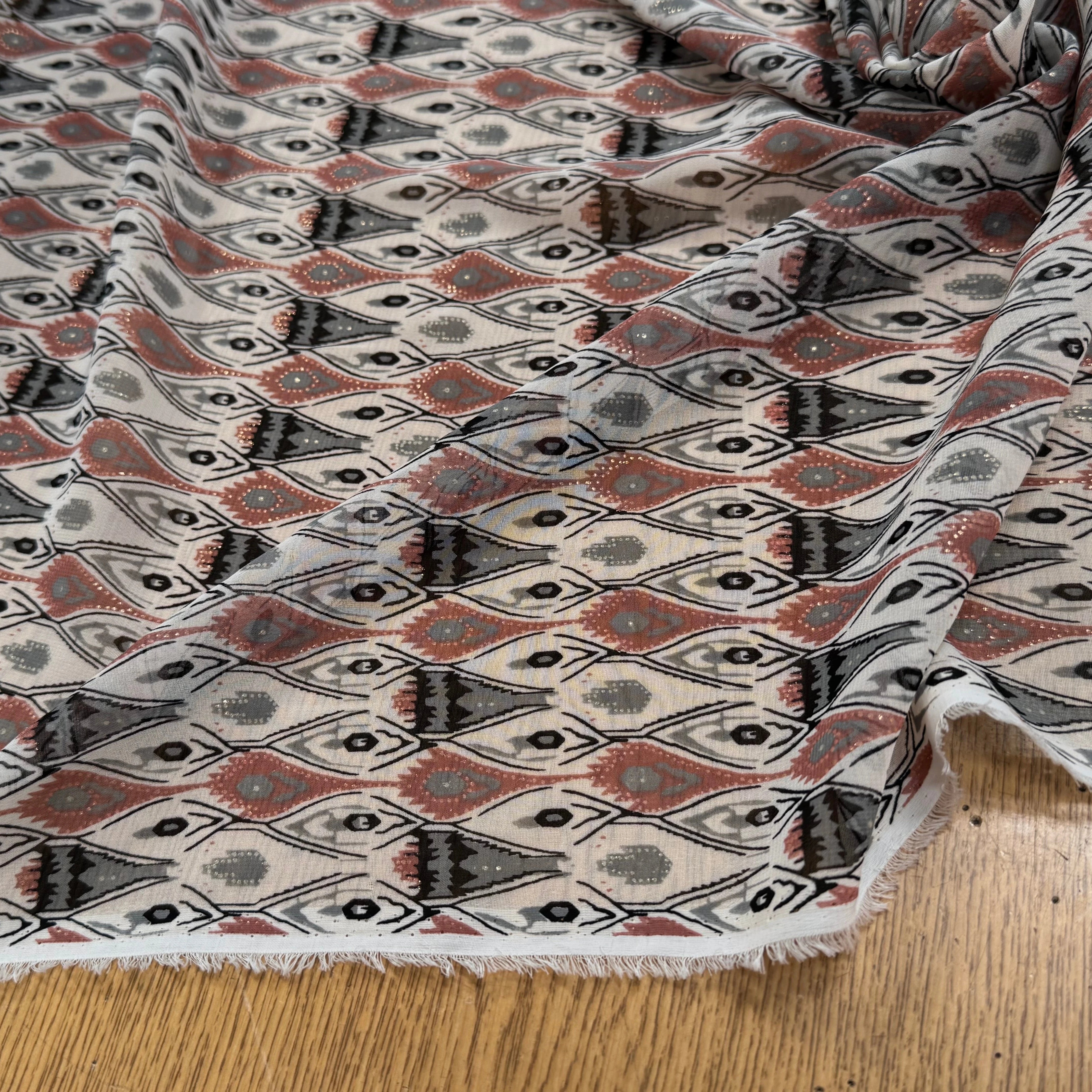 CHIFFON PRINTED MOTIS GÉOMETRIQUES CREME CHOCO FOND ÉCRU - My Little Coupon