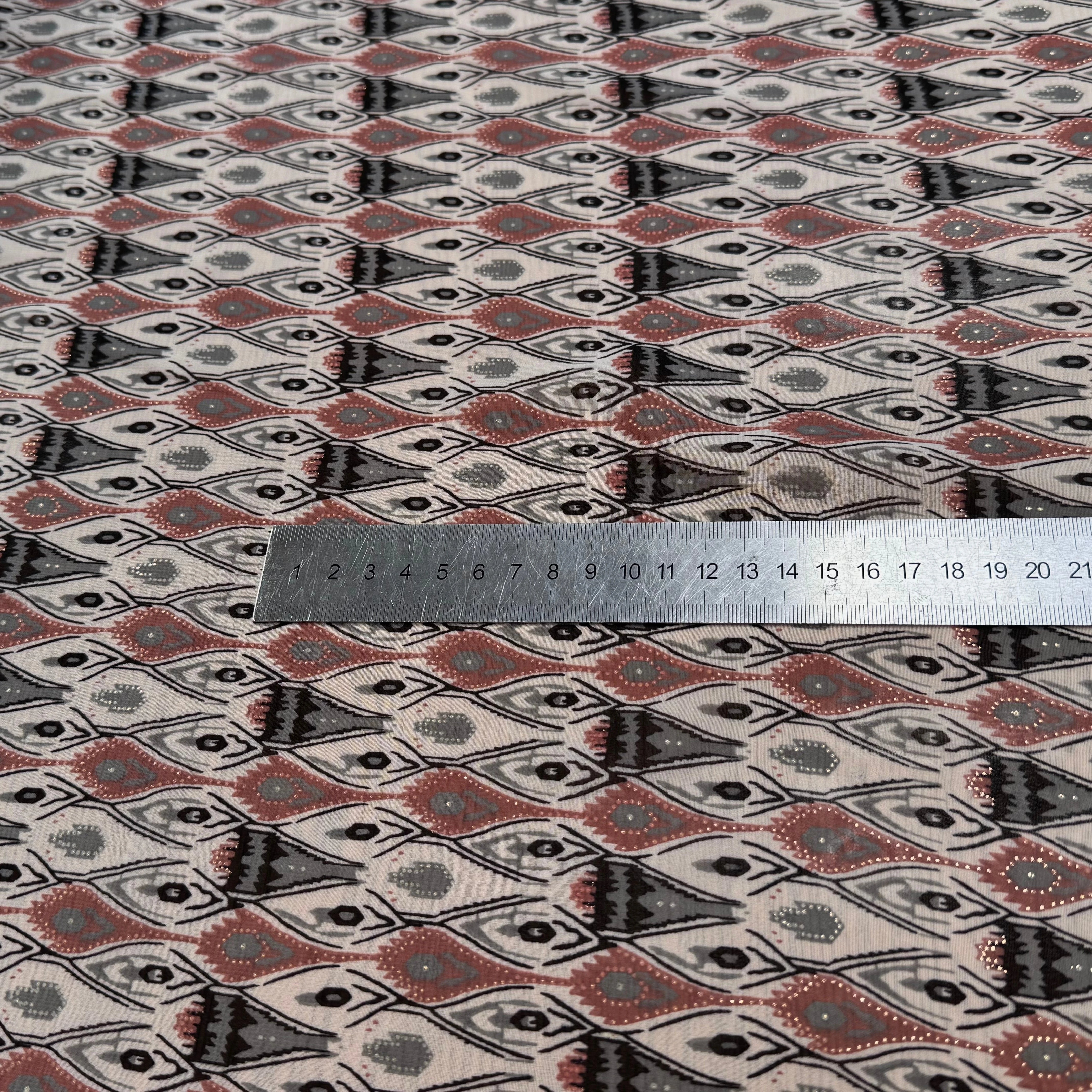 CHIFFON PRINTED MOTIS GÉOMETRIQUES CREME CHOCO FOND ÉCRU - My Little Coupon