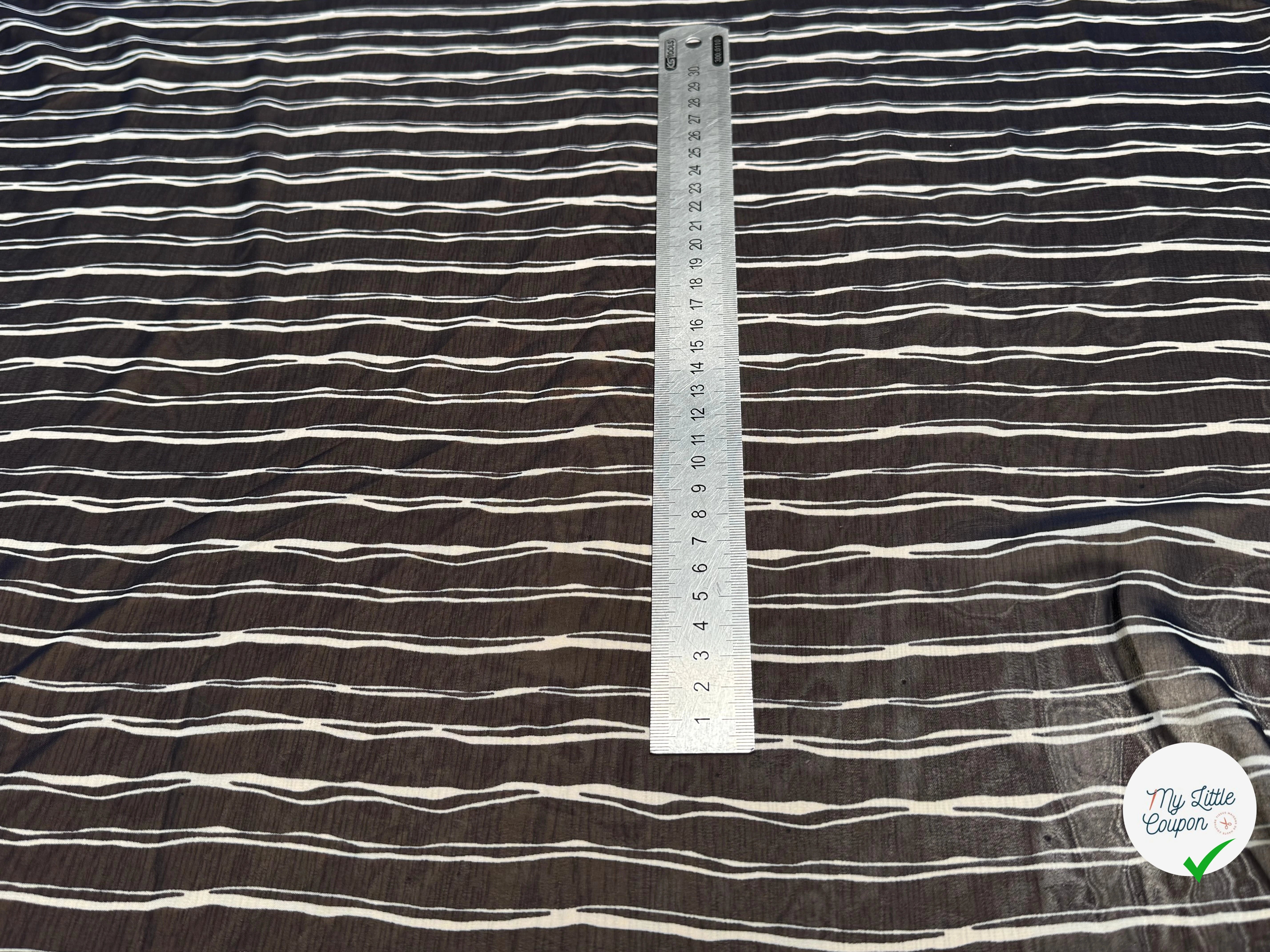 CHIFFON PRINTED RAYURES CROISÉES MARINE FONCÉ - My Little Coupon
