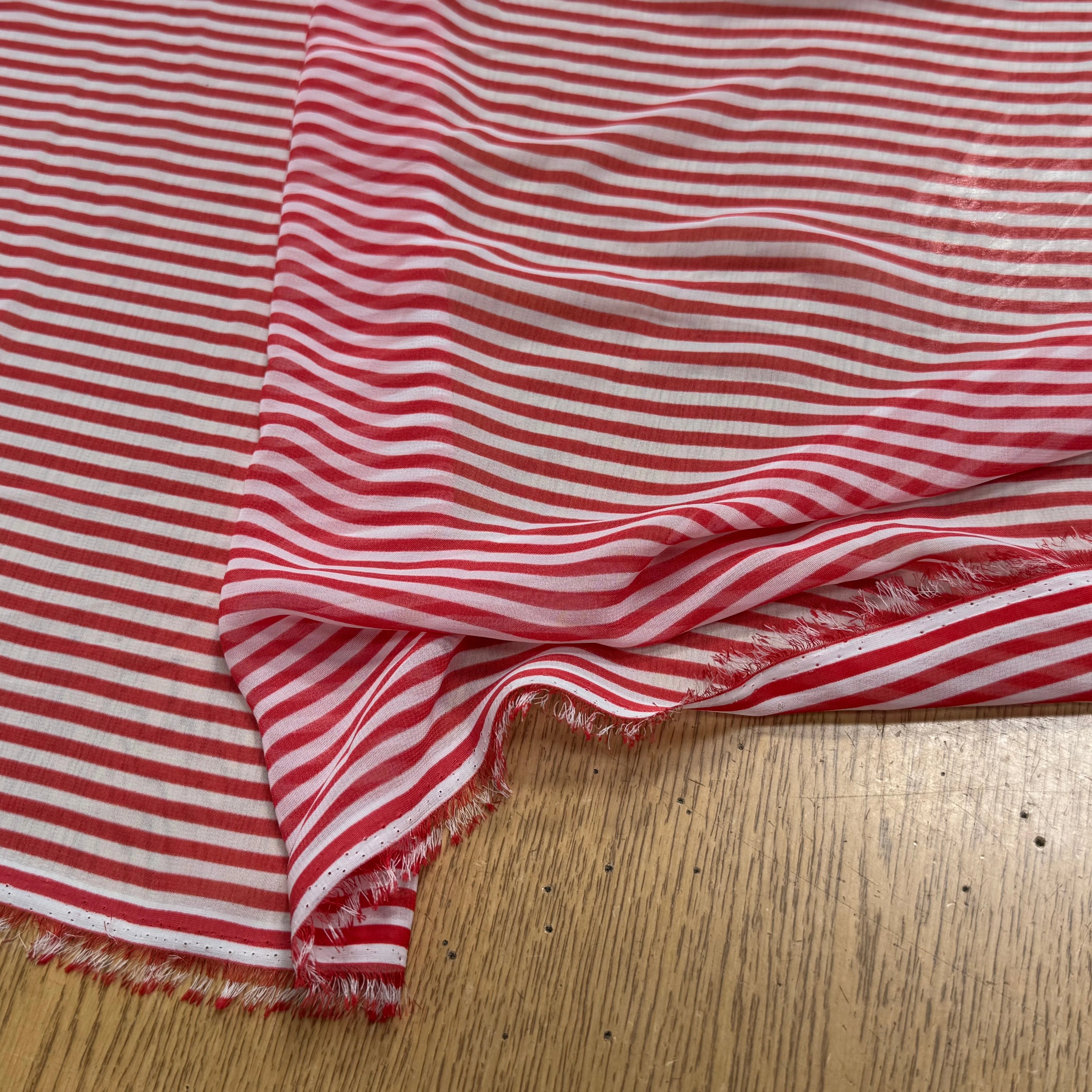 CHIFFON PRINTED RAYURES ROUGE - My Little Coupon