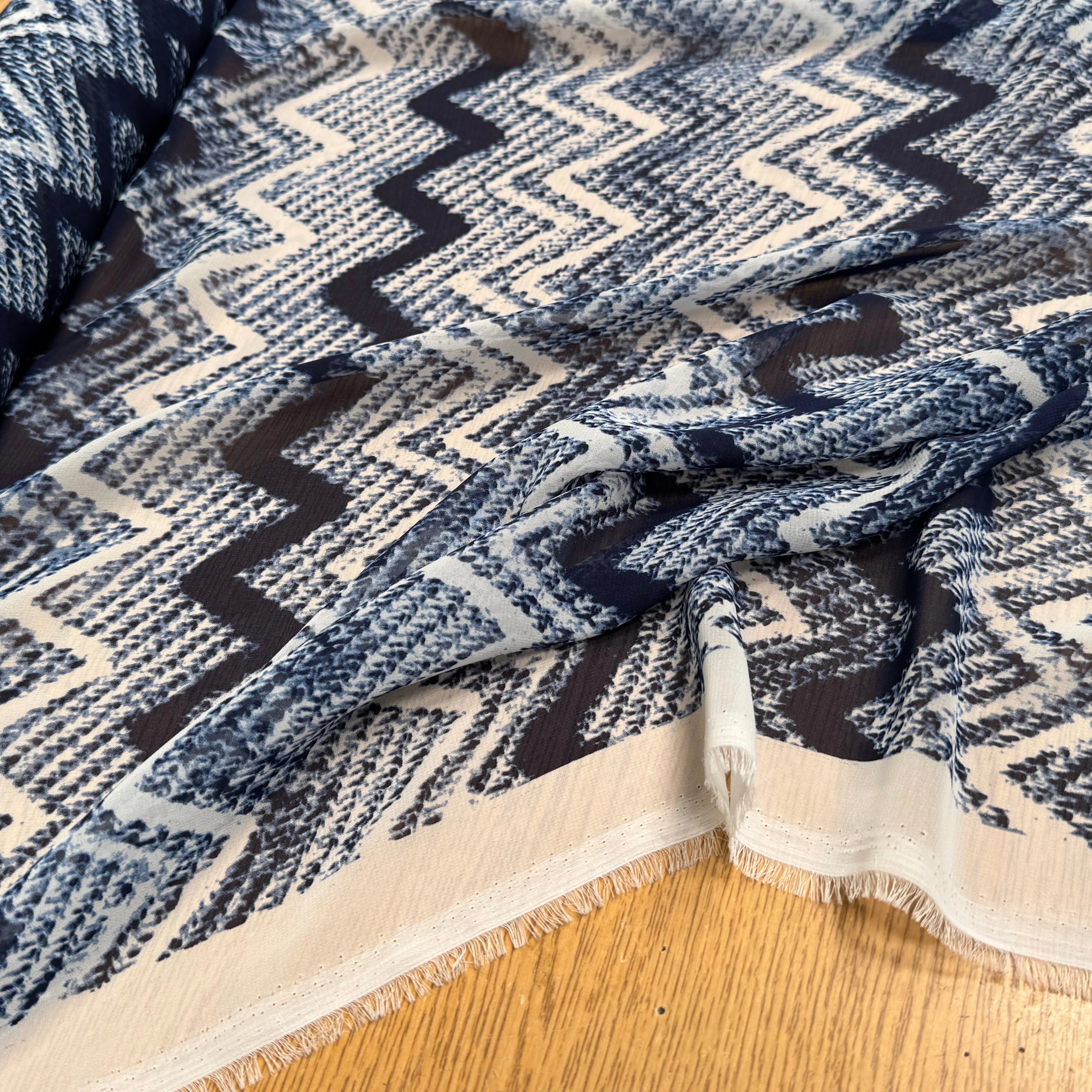 CHIFFON PRINTED RAYURES ZIG-ZAG BLEU BLANC - My Little Coupon