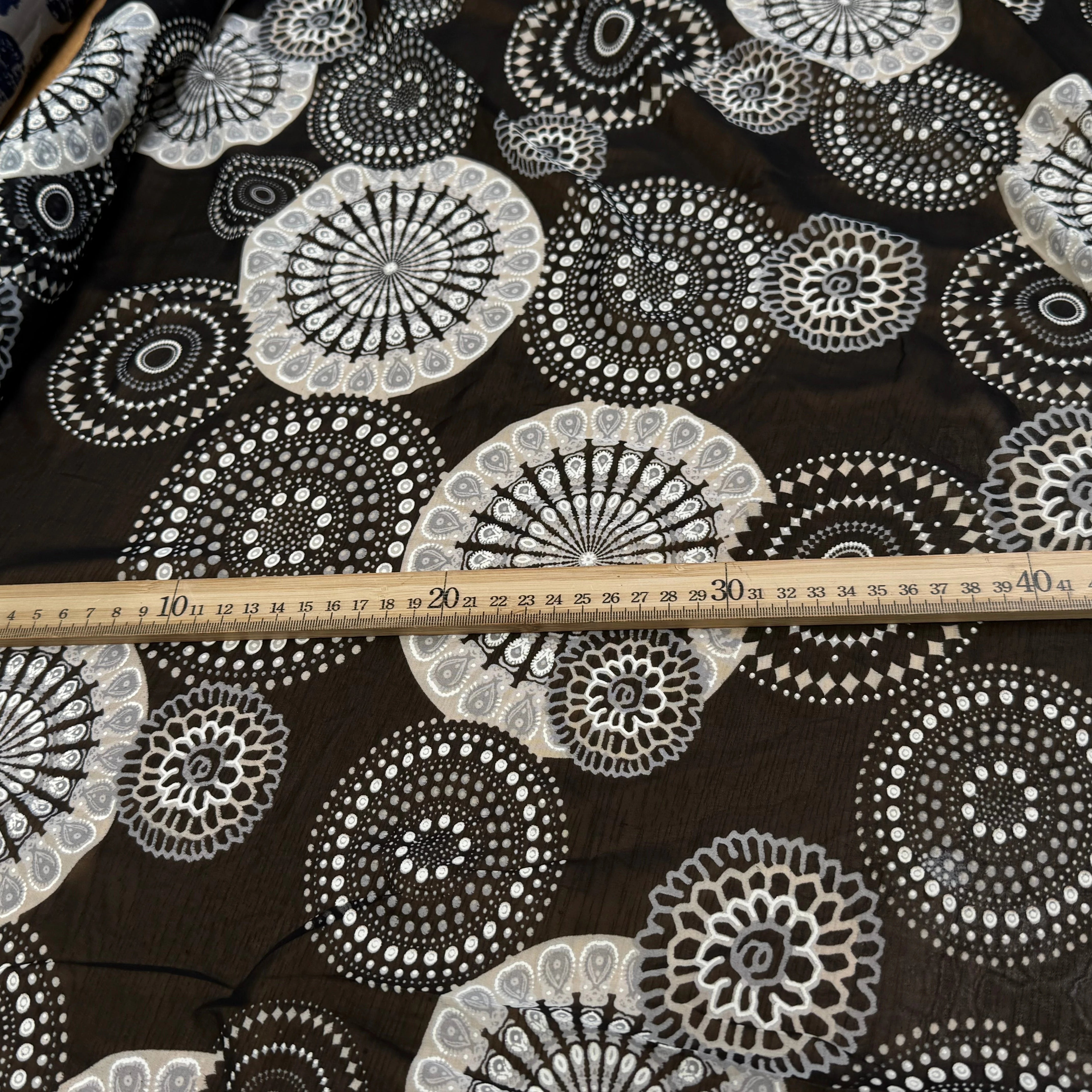 CHIFFON PRINTED SHELL FOND NOIR - My Little Coupon