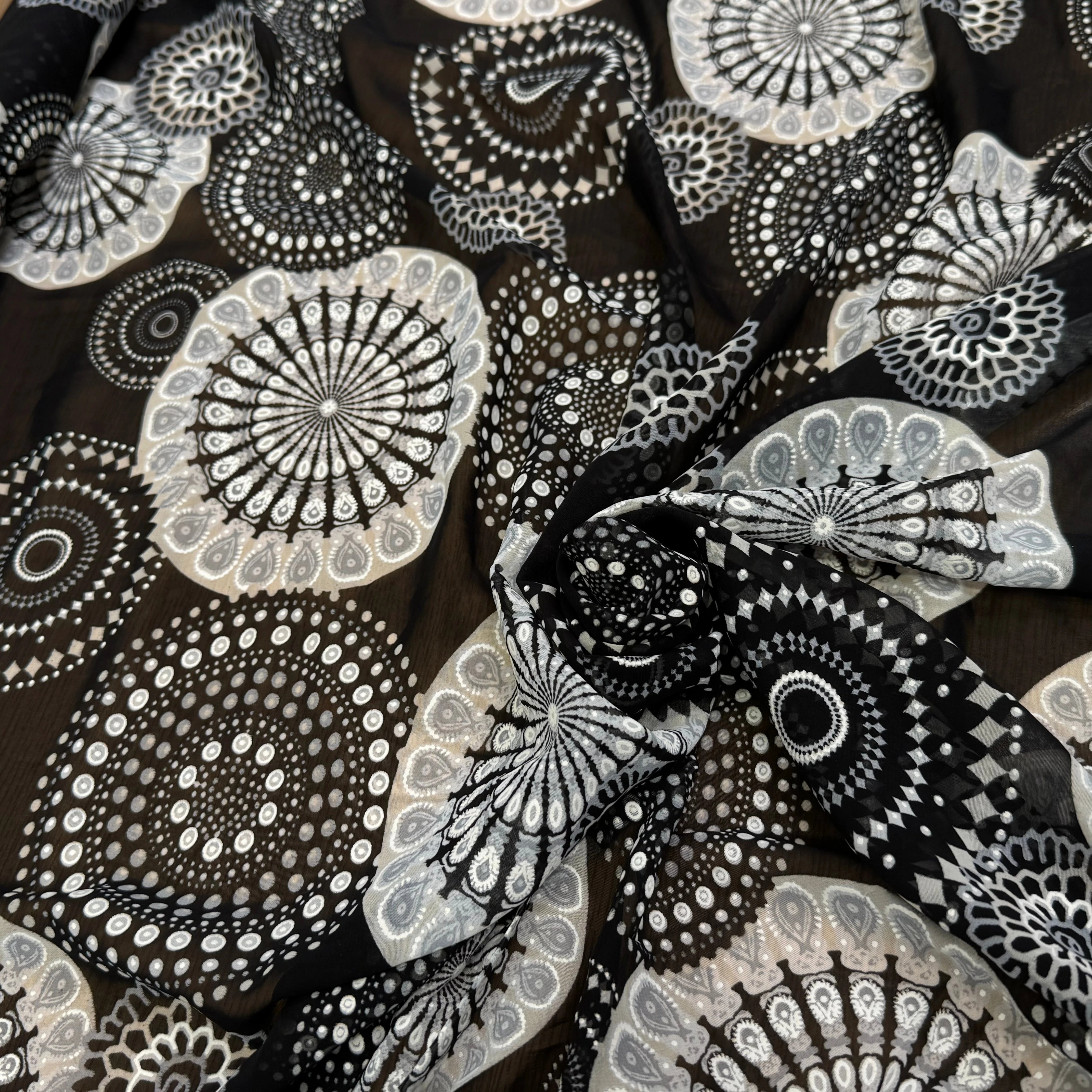 CHIFFON PRINTED SHELL FOND NOIR - My Little Coupon