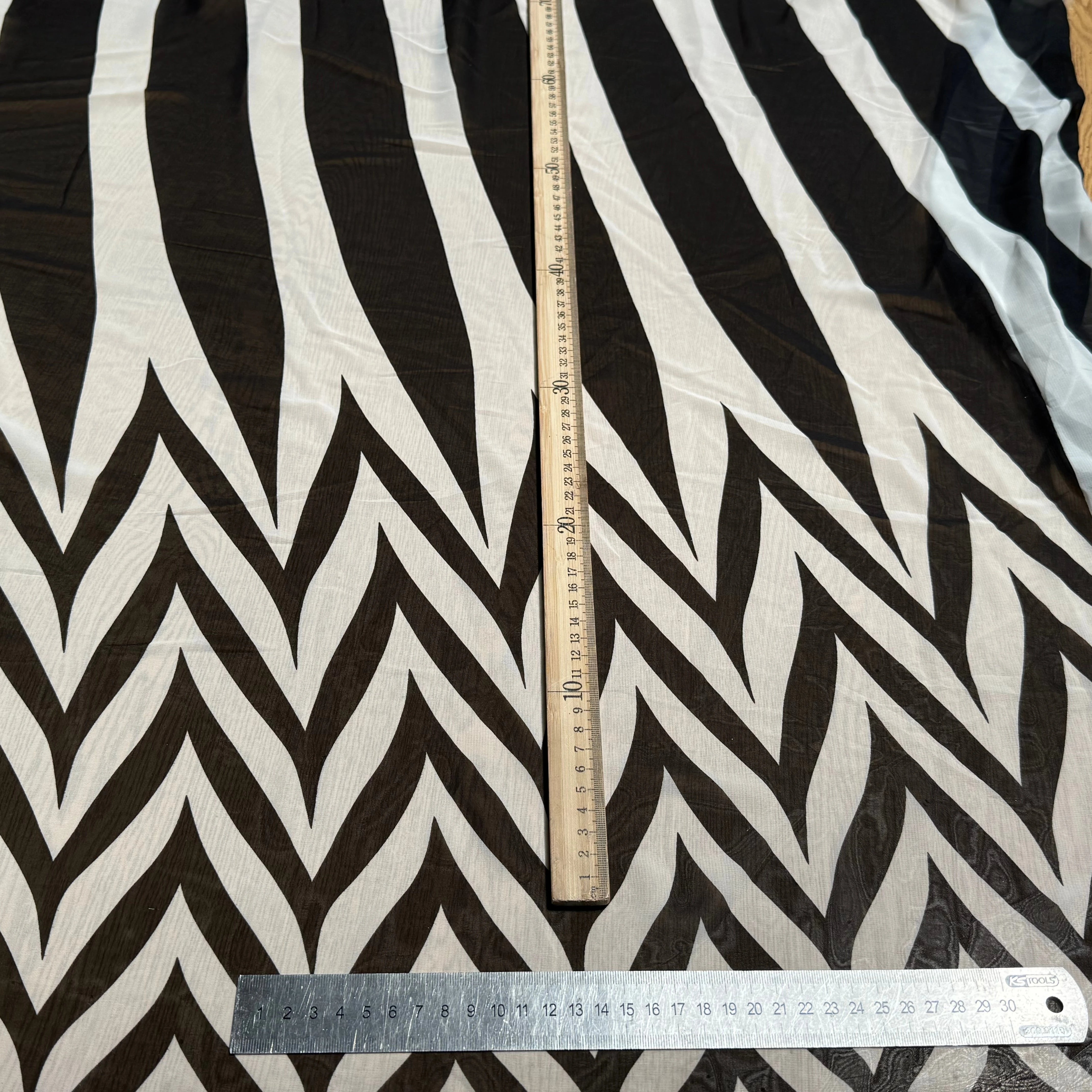CHIFFON PRINTED TRAMES NOIR ÉCRU - My Little Coupon