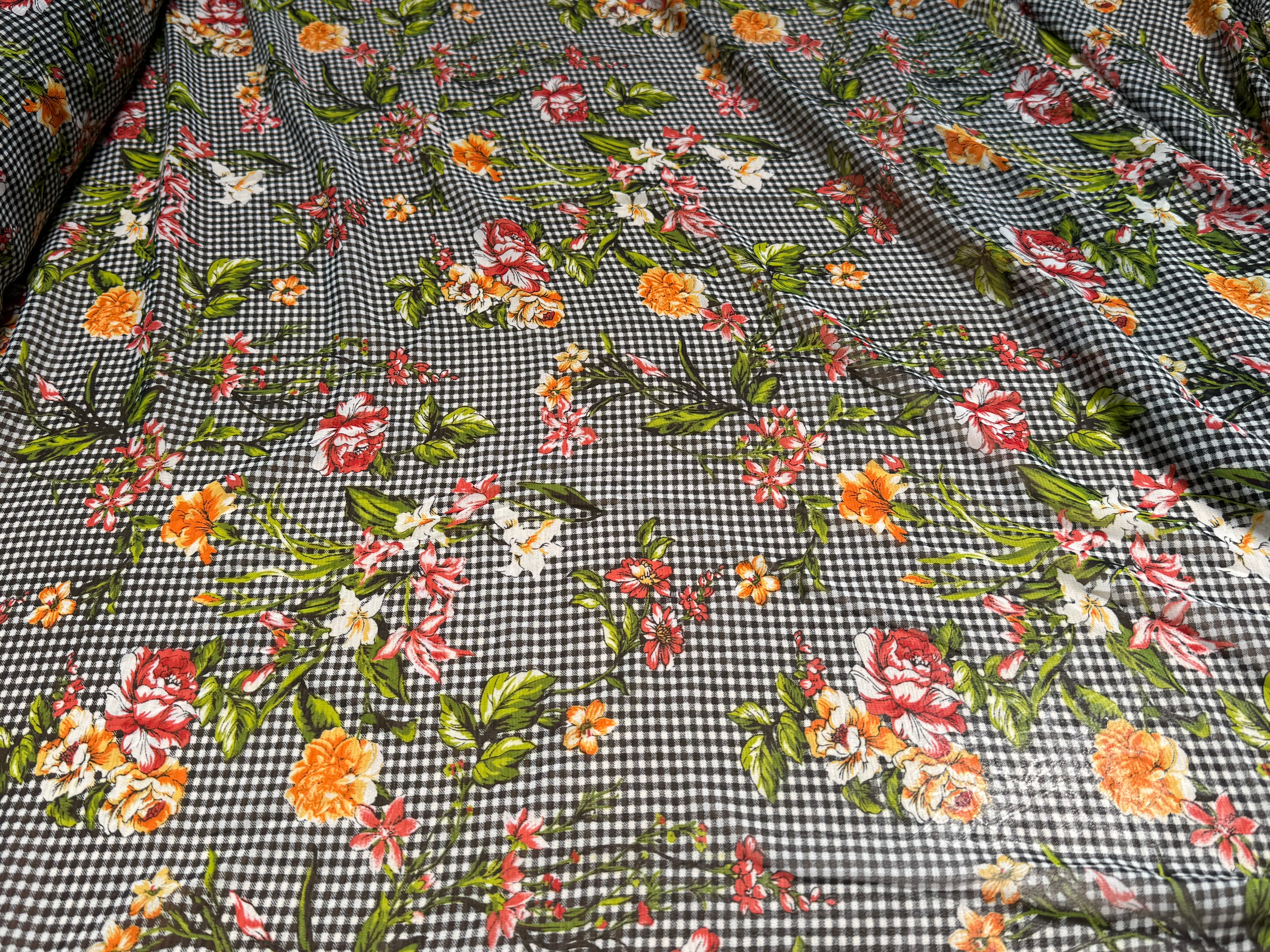 CHIFFON VICHY NOIR FLUIDE GROSSES FLEURS SUPER BEAU - My Little Coupon