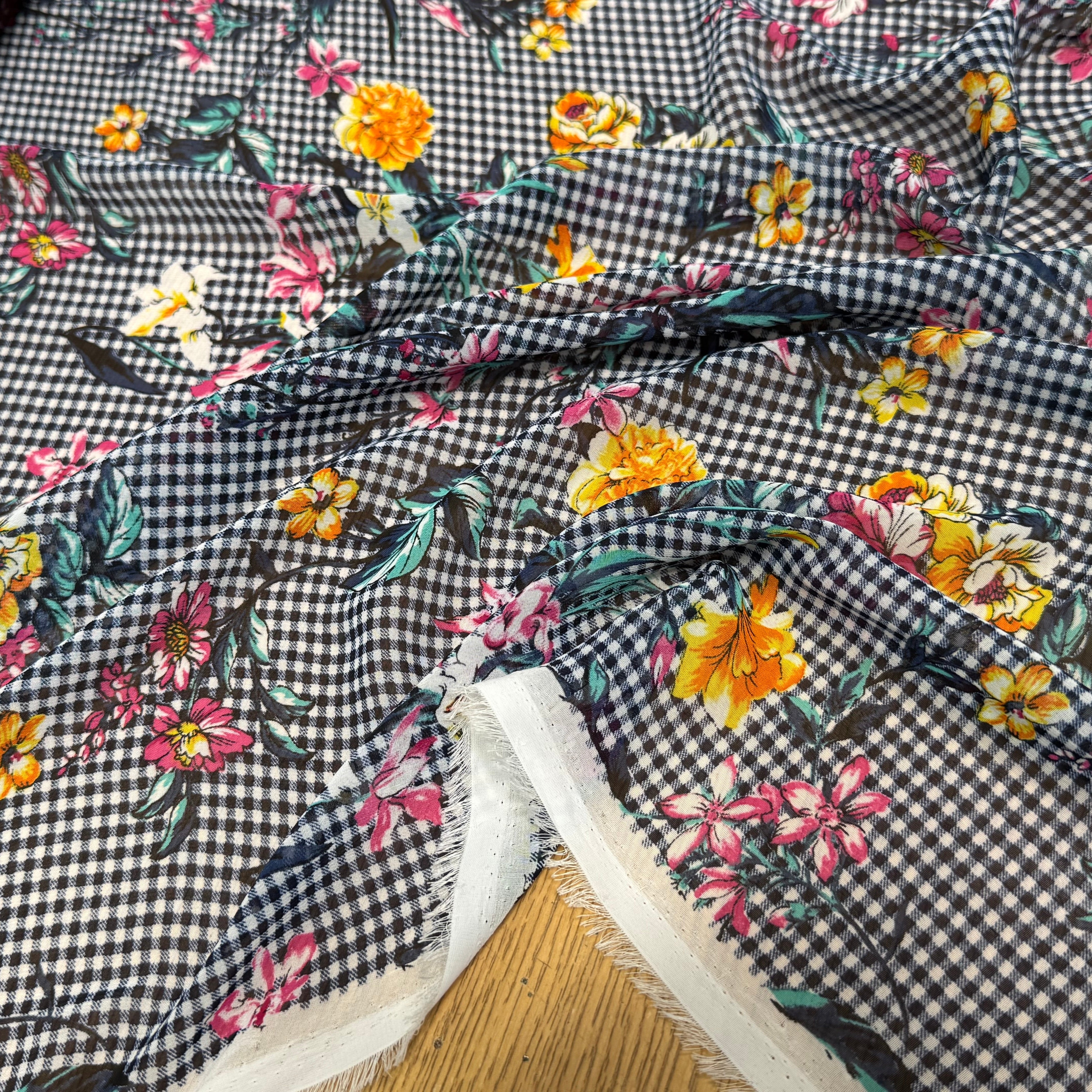 CHIFFON VICHY BLEU FLUIDE GROSSES FLEURS SUPER BEAU - My Little Coupon