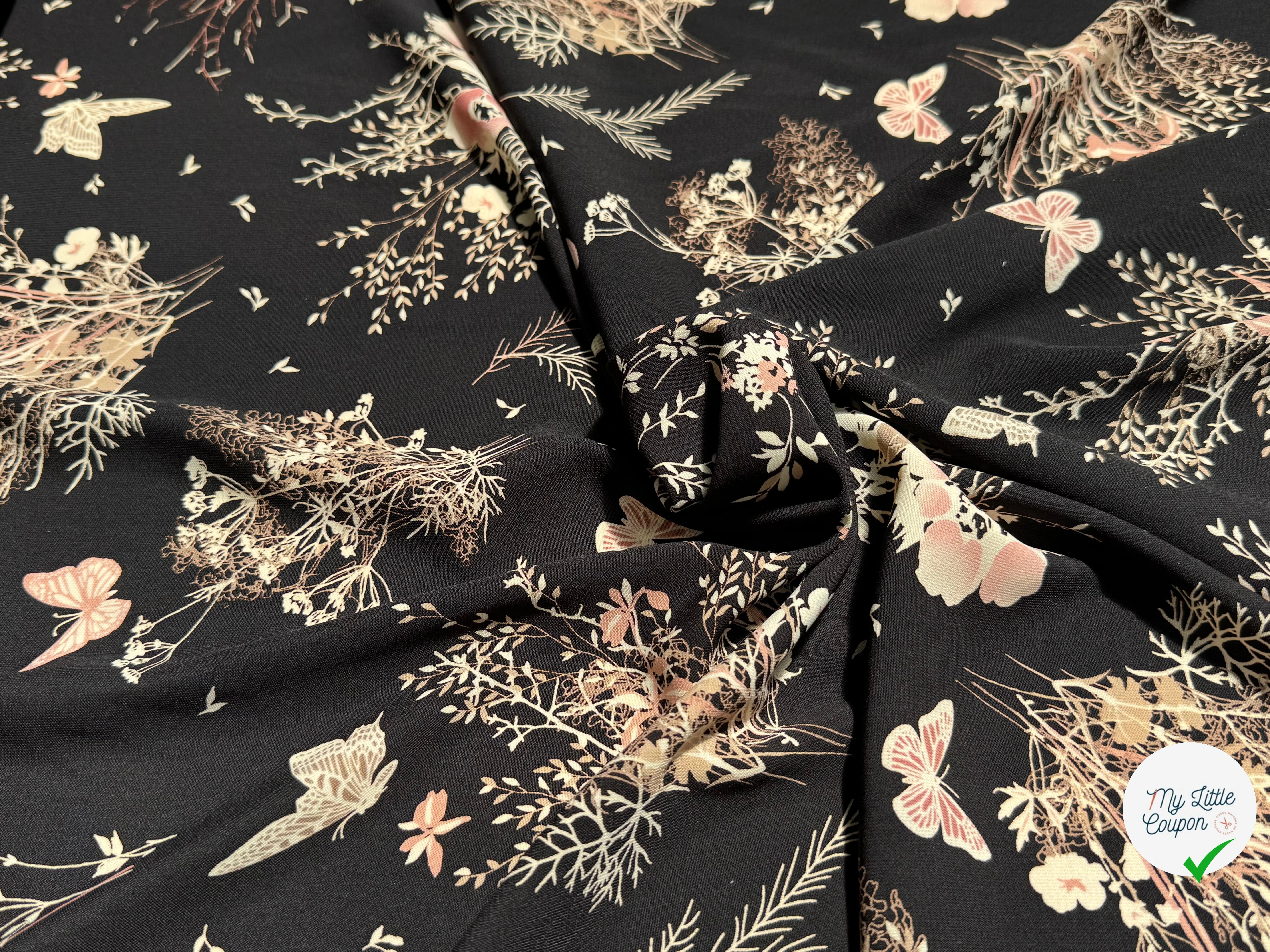 CREPE FLUIDE FOND NOIR MOTIFS FLORAUX PAPILLONS - My Little Coupon