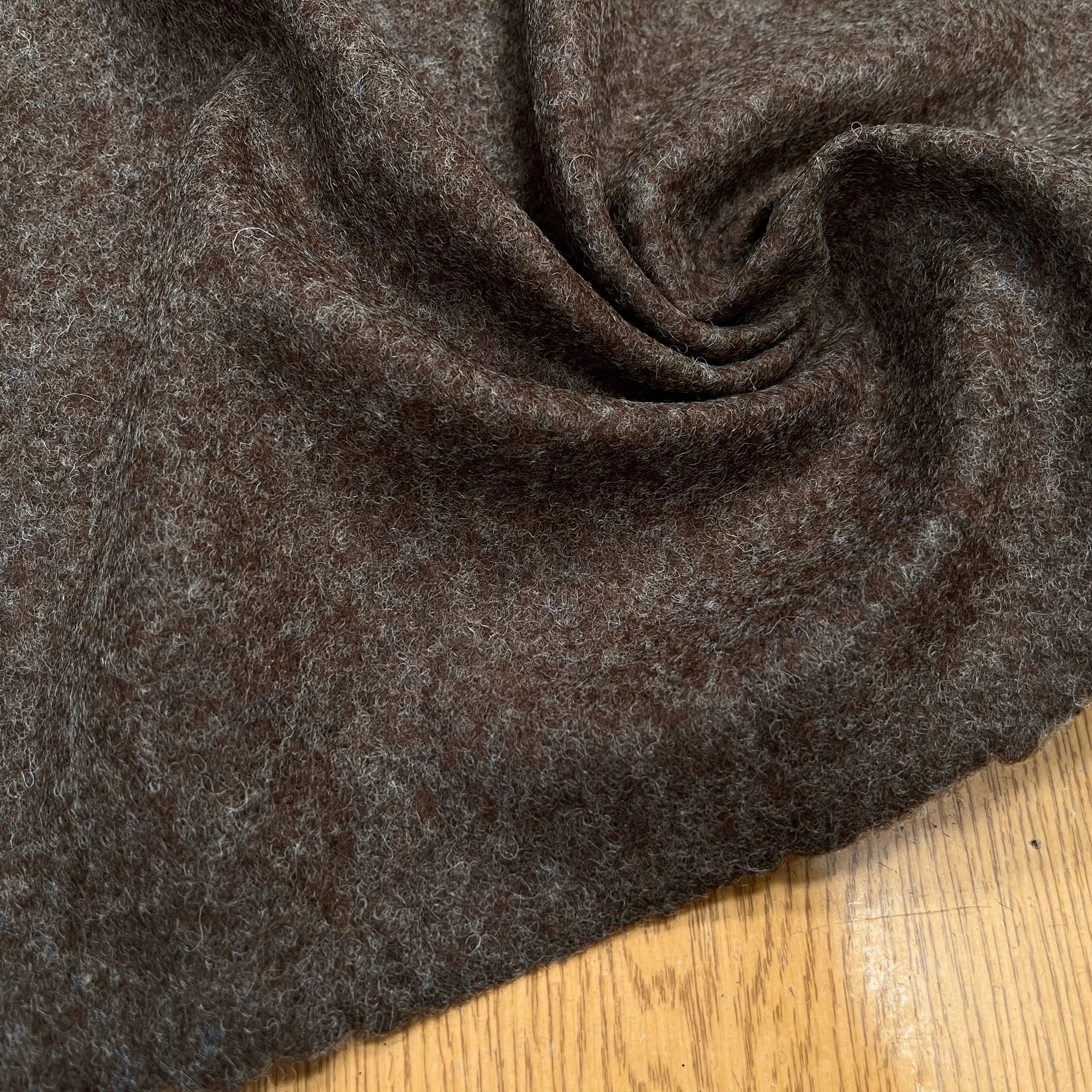 (CHUTE)LAINAGE MOUCHETÉ MARRON GLACÉ - My Little Coupon