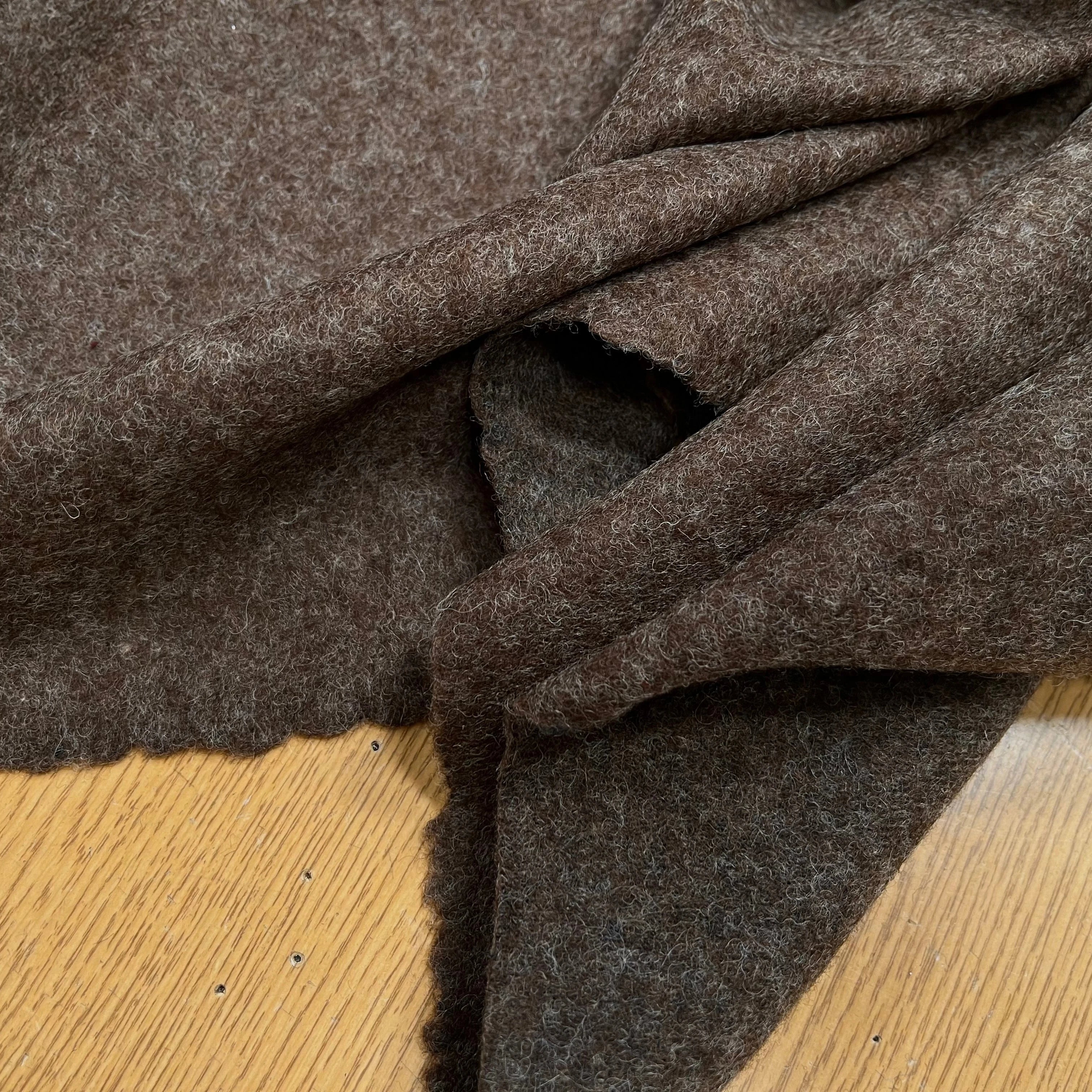 (CHUTE)LAINAGE MOUCHETÉ MARRON GLACÉ - My Little Coupon