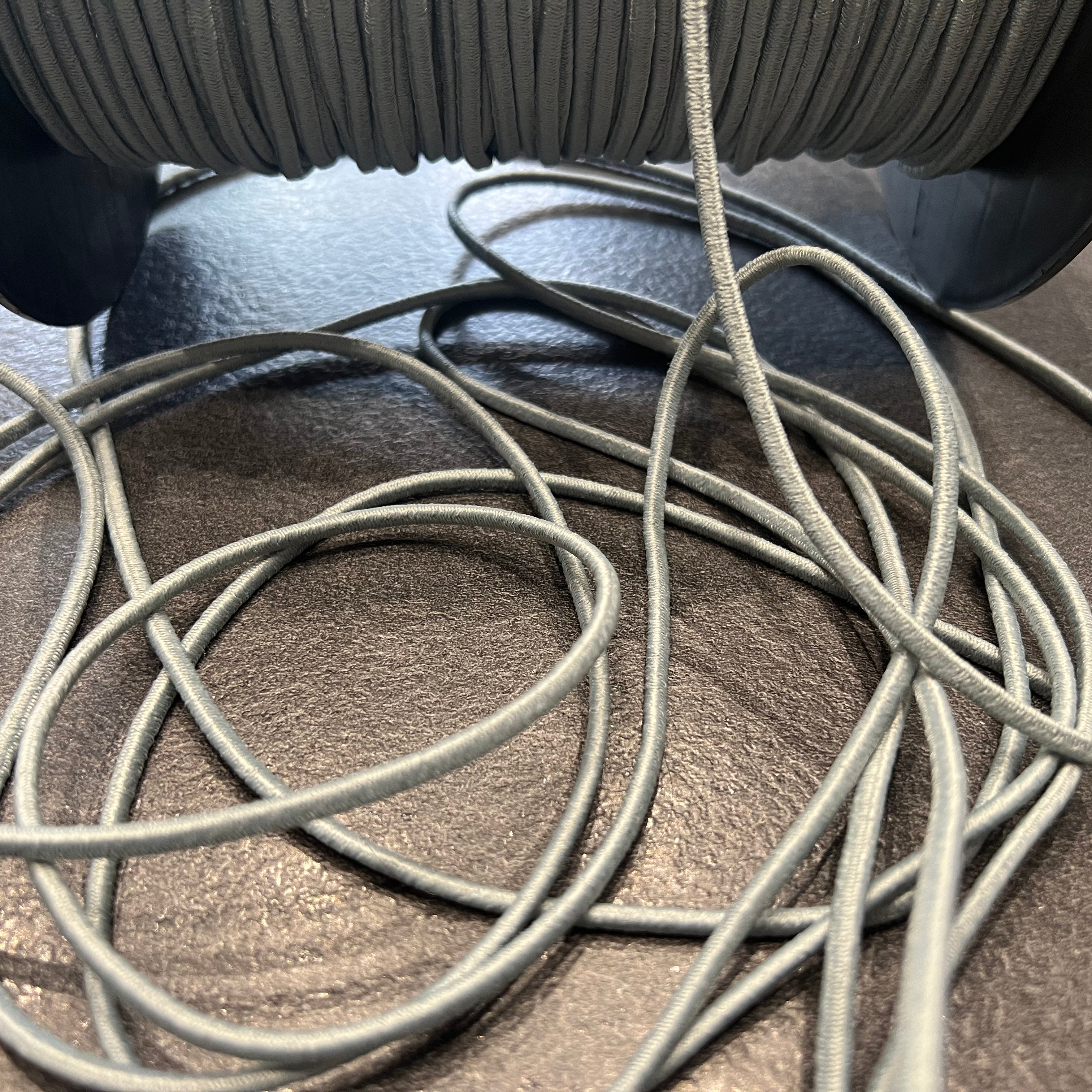 CORDON TRESSÉ ROND ÉLASTIQUE GRIS BLEUTÉ 4mm - My Little Coupon