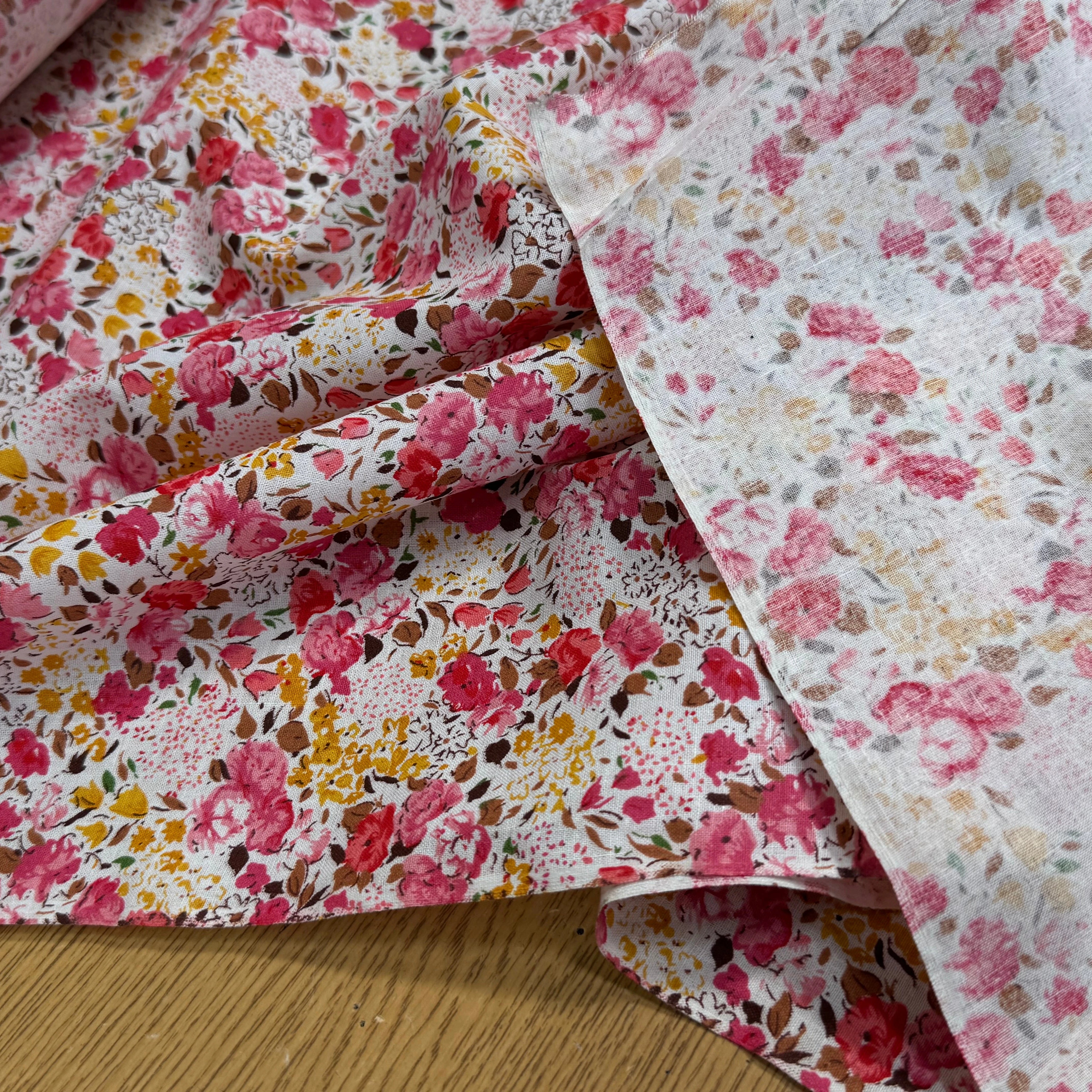 COTON À FLEURS FOND BLANC ROSE ORANGE - My Little Coupon