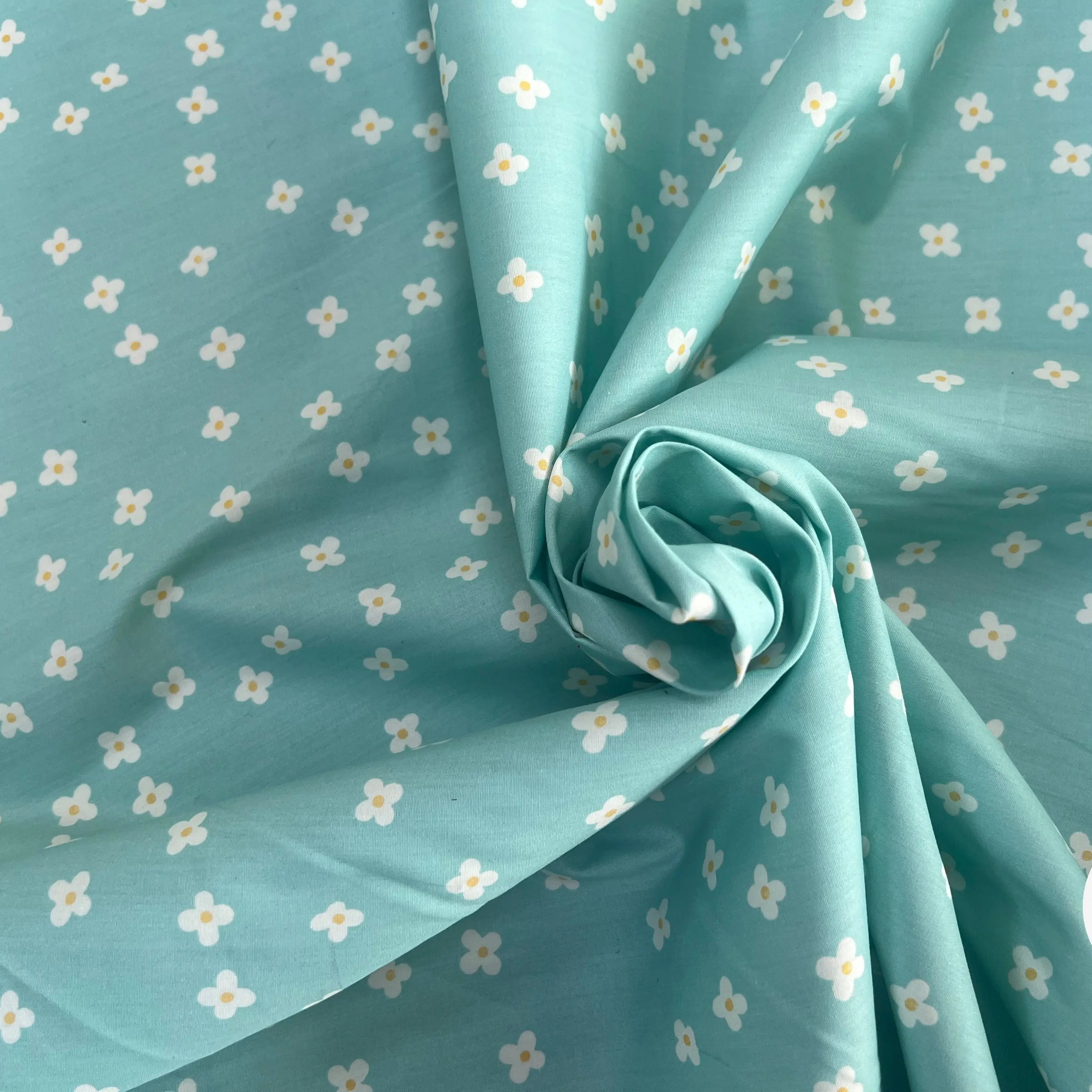 COTON BÉBÉ 120 FILS FLEURS FOND BLEU - My Little Coupon